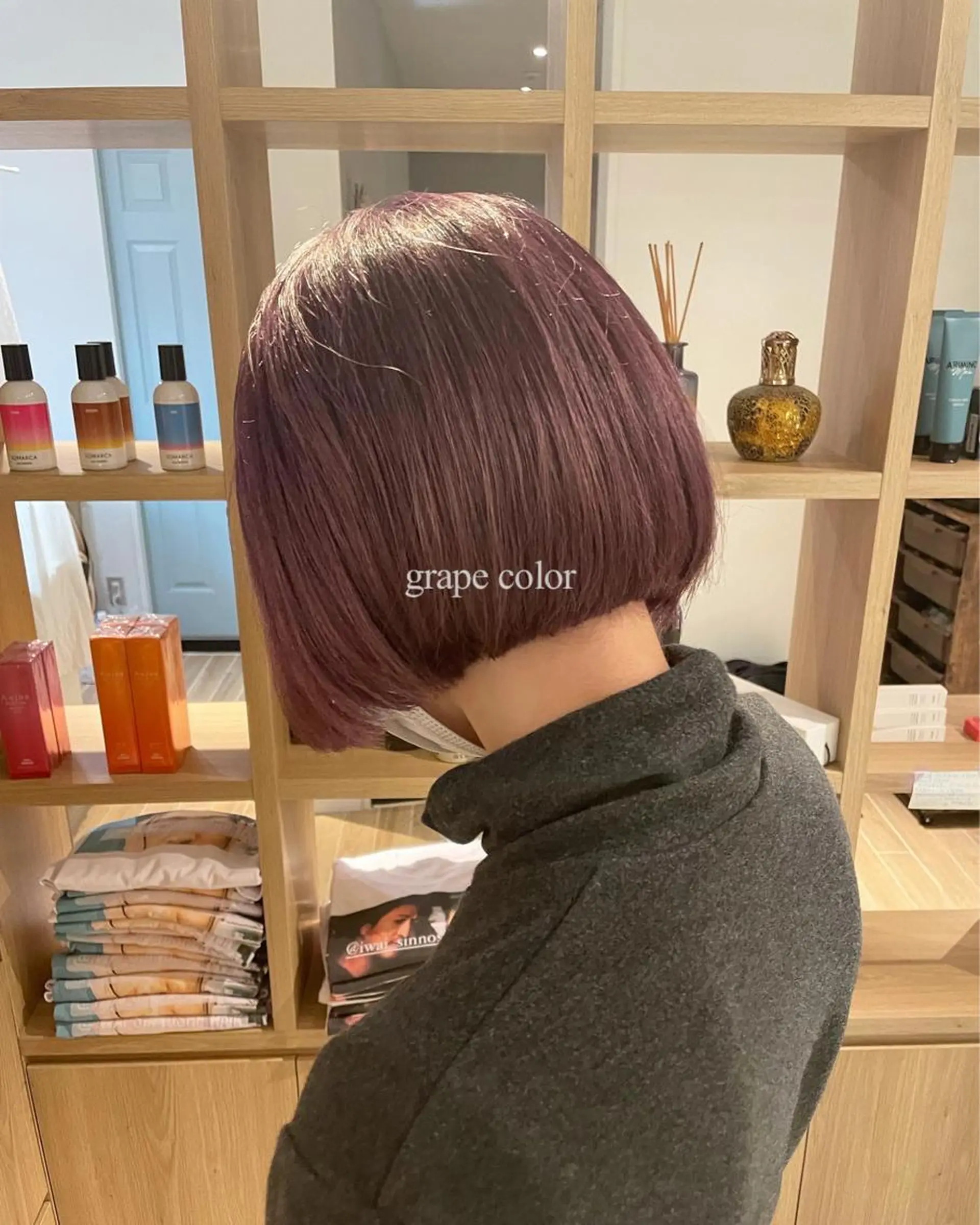 ショート カラー ケアブリーチ/ エクステ/レイヤーのヘアスタイル