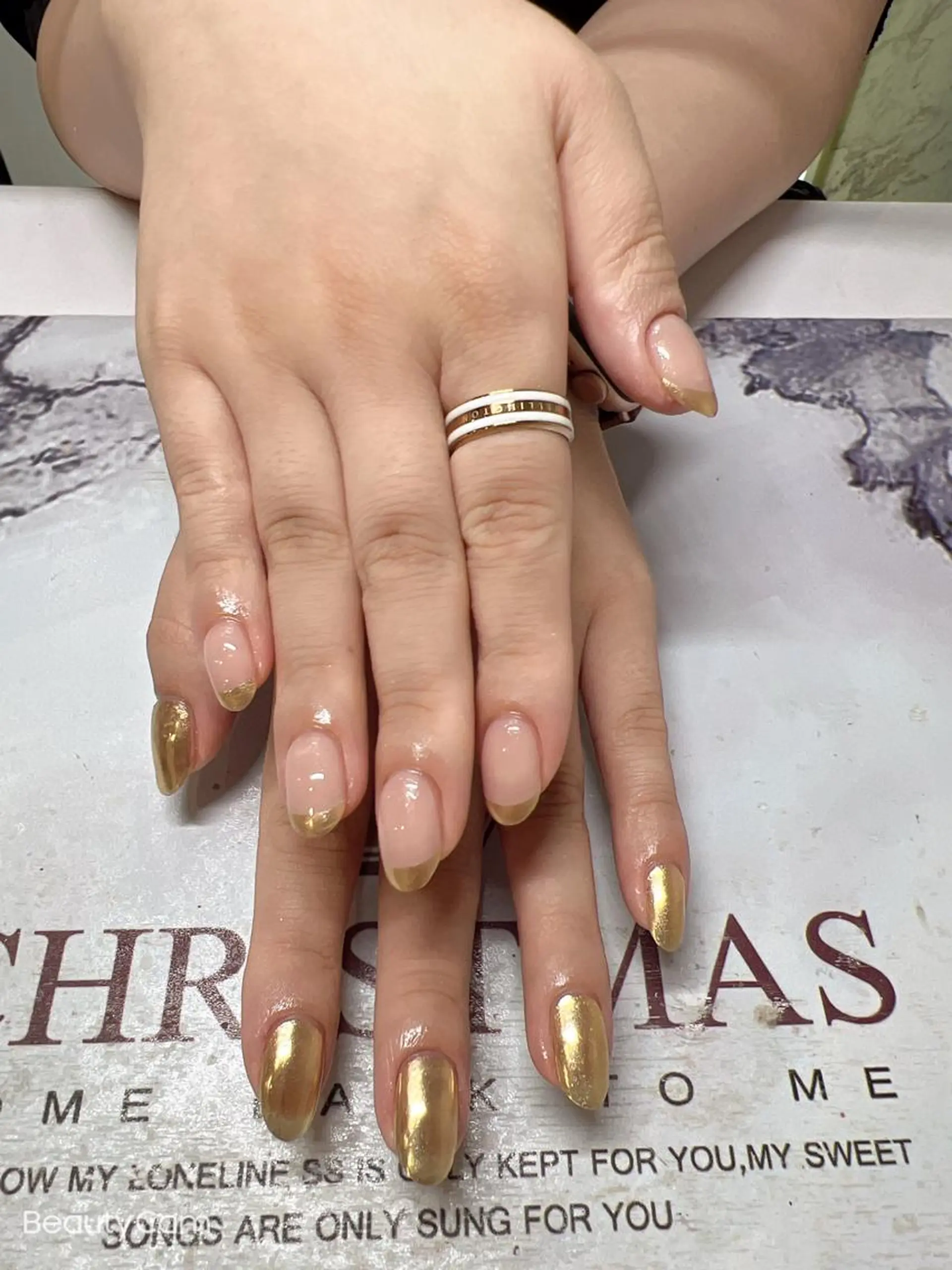 ネイル Guarendo錦糸町店所属・ガレンドウ 白澤 愛子のネイルデザイン