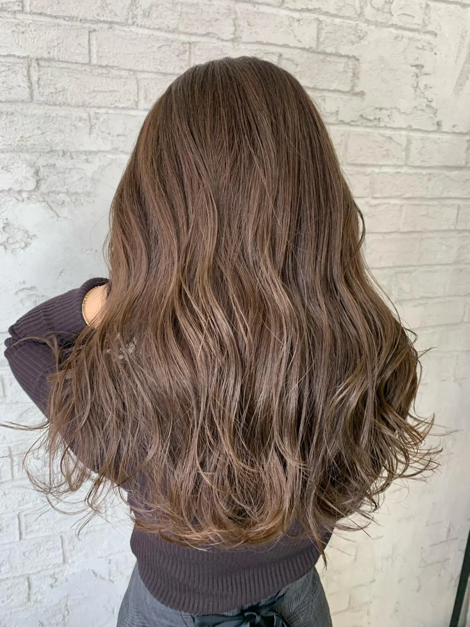 セミロング 🇺🇸ハイライト特 化美容師🇺🇸漆沢のヘアスタイル