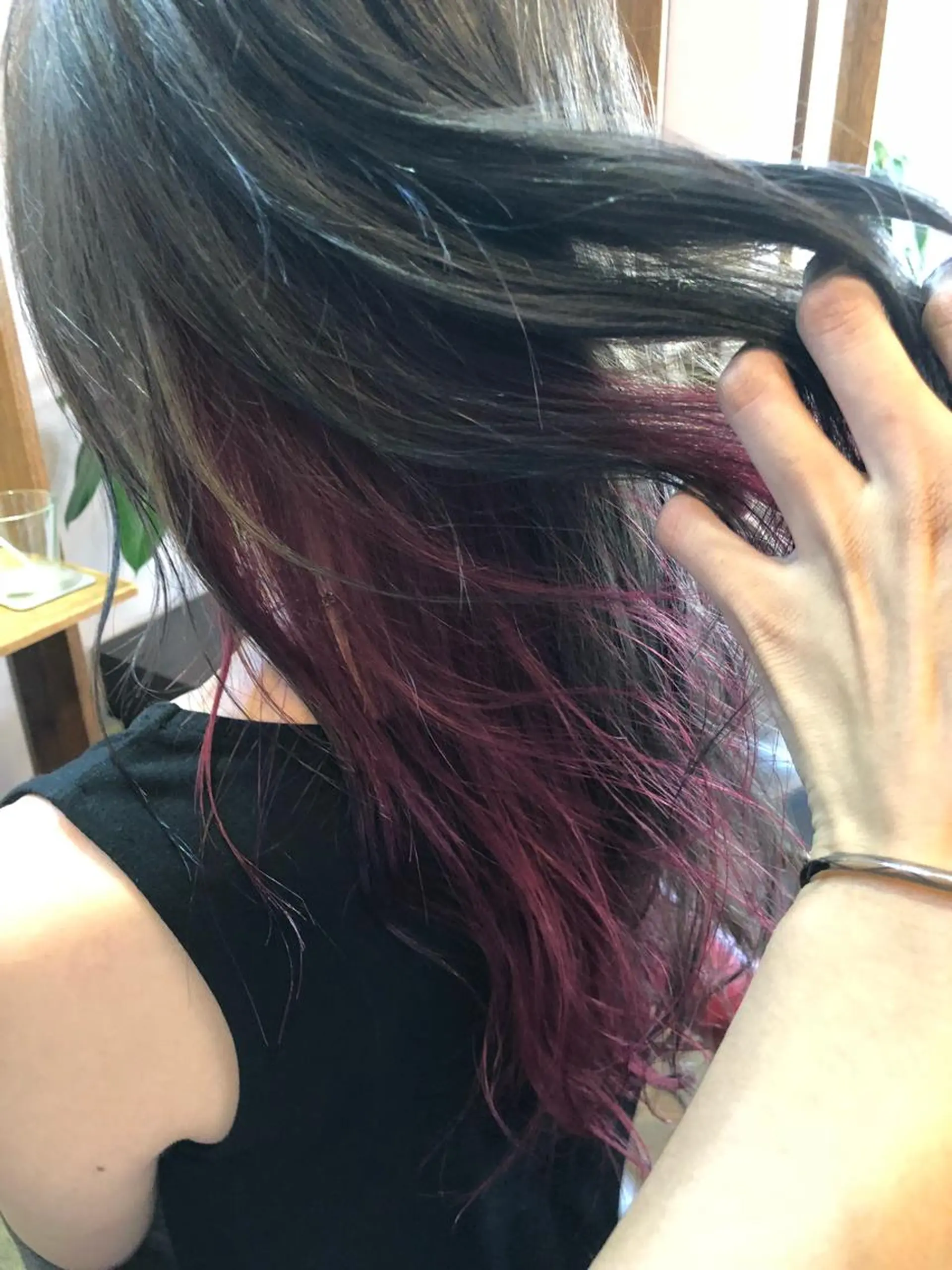 セミロング カラー グレージュ パープルカラー 原宿サロン代表 デザインカラー伊藤卓のヘアスタイル