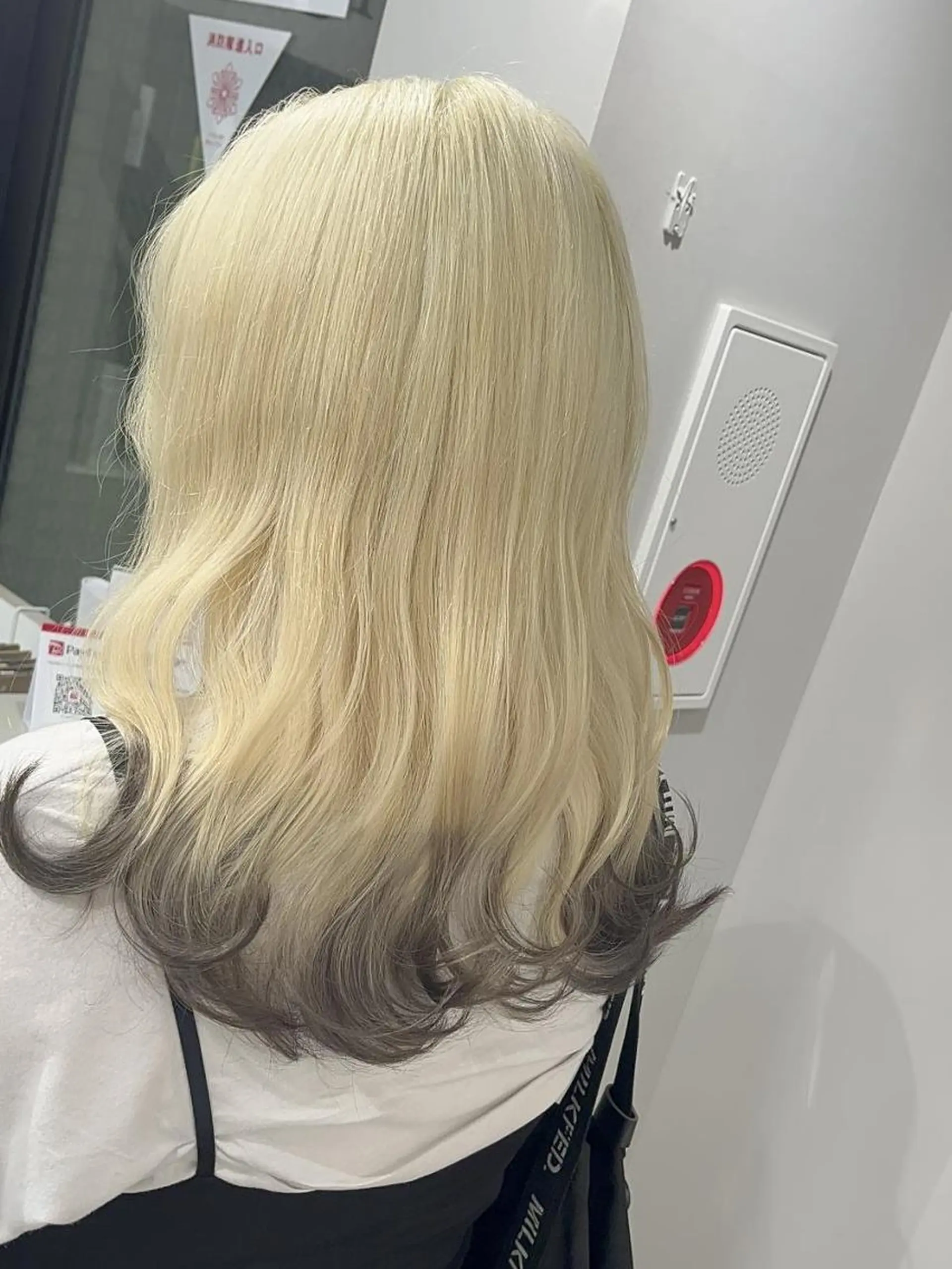 セミロング カラー ✨【公式】 juhl.横浜✨のヘアスタイル