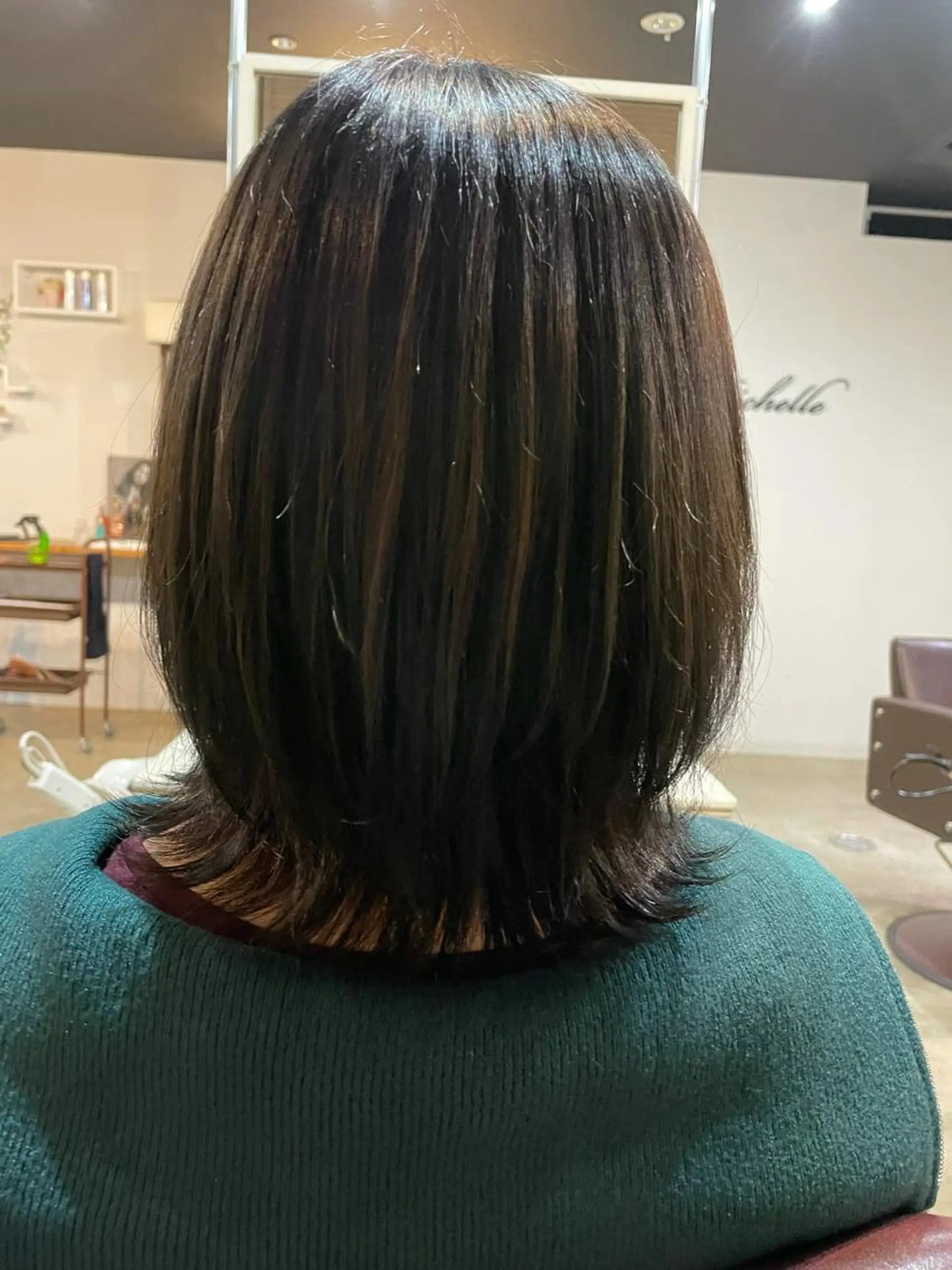 ミディアム レイヤーカット 扇 怜那のマツエク・マツパデザイン