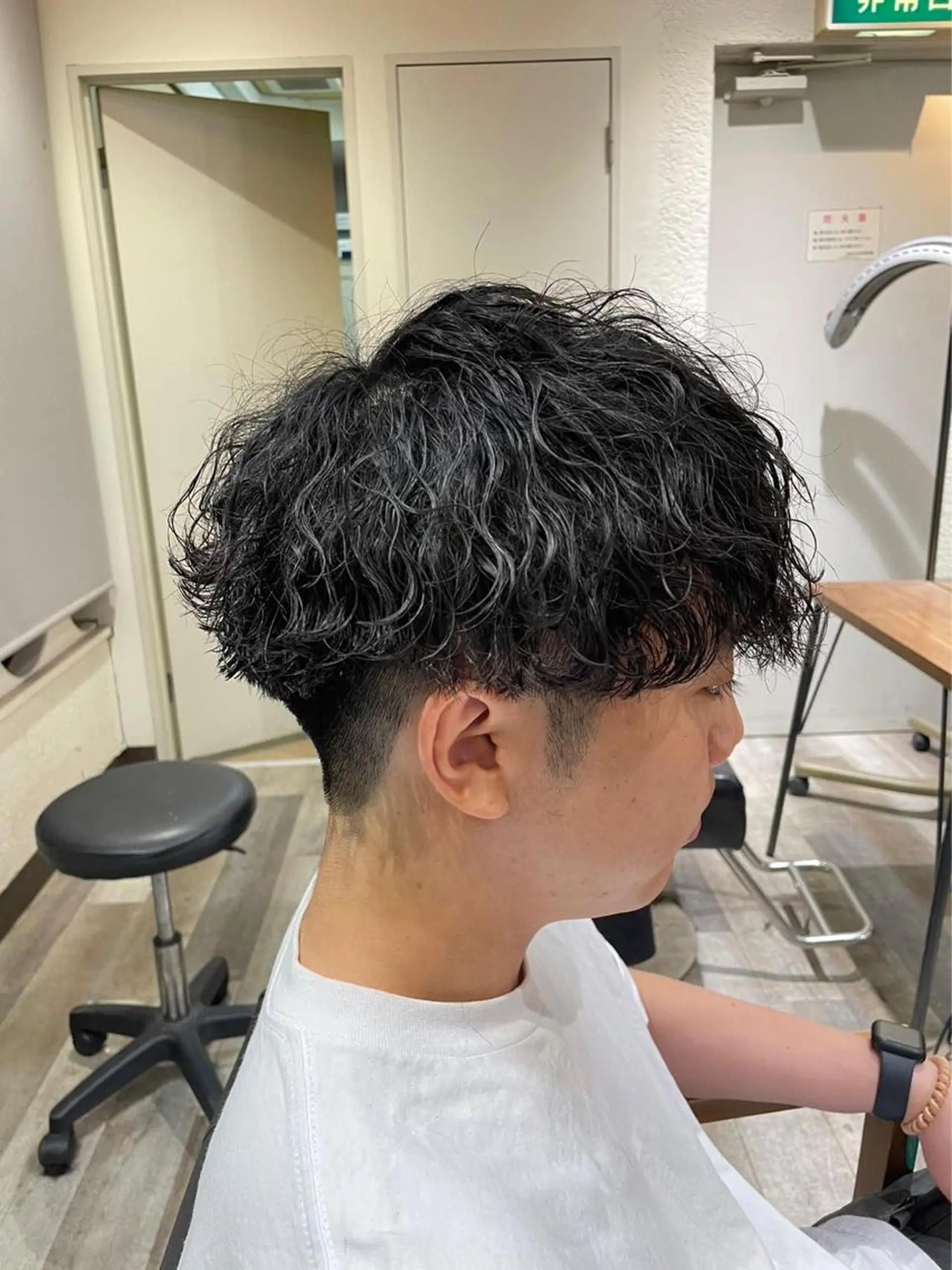 ショート パーマ メンズ okada riruのヘアスタイル