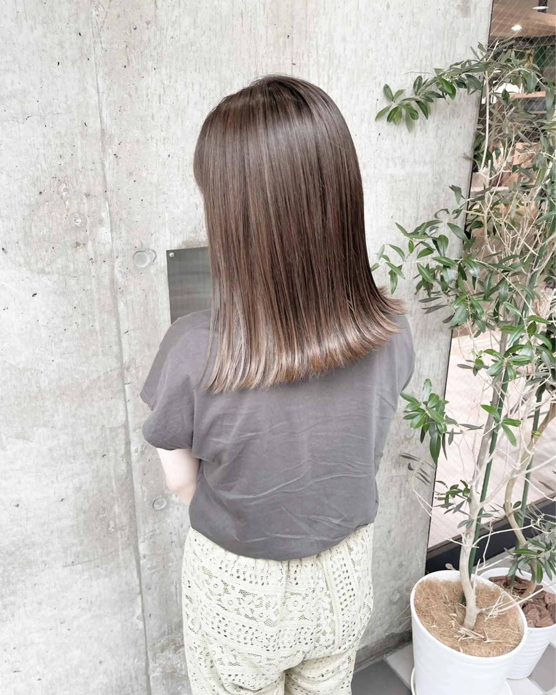 セミロング カラー ヘアアレンジ ヘアカラー TATSUYA アートディレクターのヘアスタイル