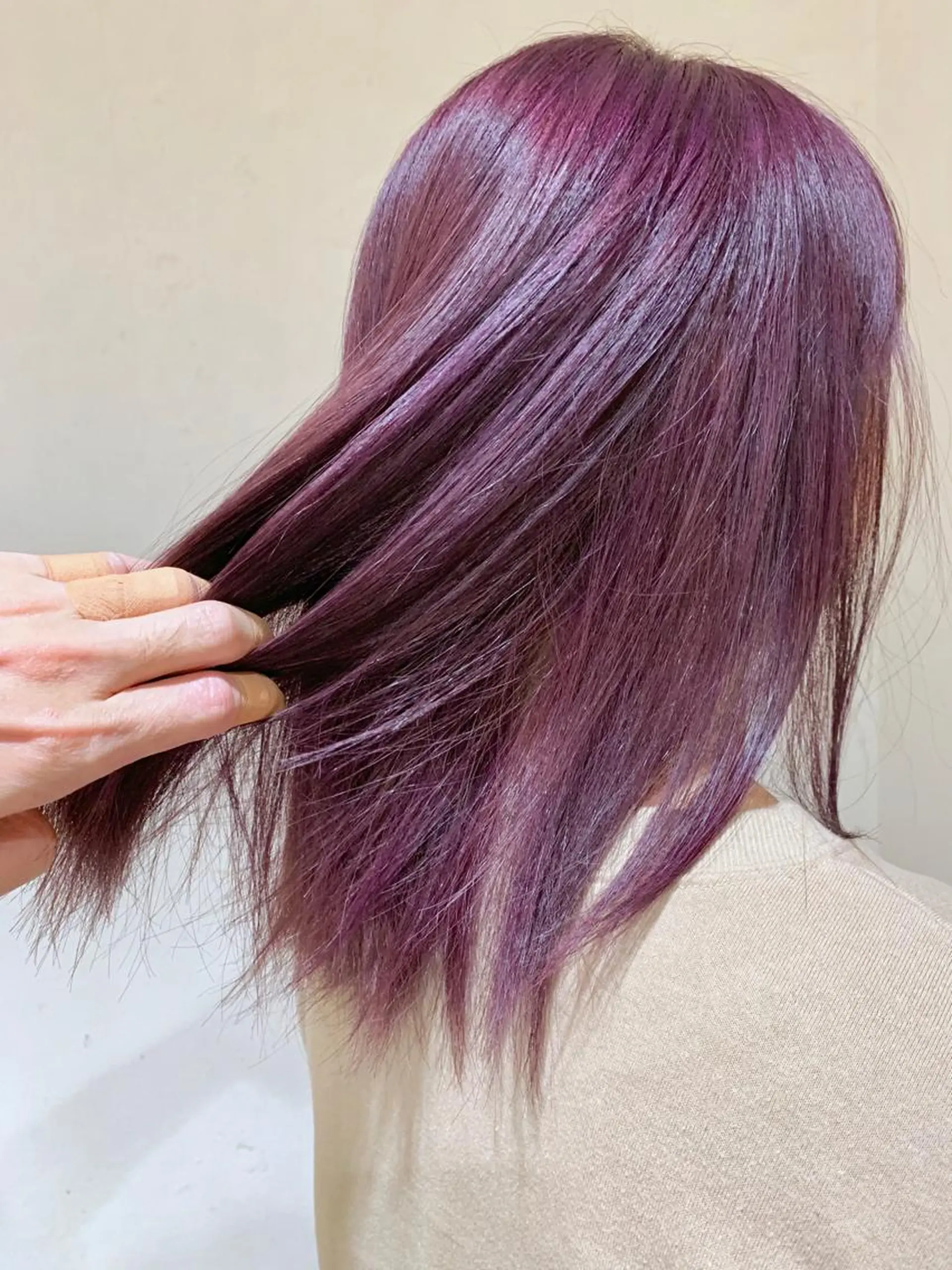 セミロング カラー パーマ ヘアアレンジ ブリーチ ケアブリーチ ピンクカラー バイオレットカラー ヘアカラー トリートメント filo byFeria渋谷所属・縮毛矯正/美髪 髪質改善/石田幸輔のヘアスタイル
