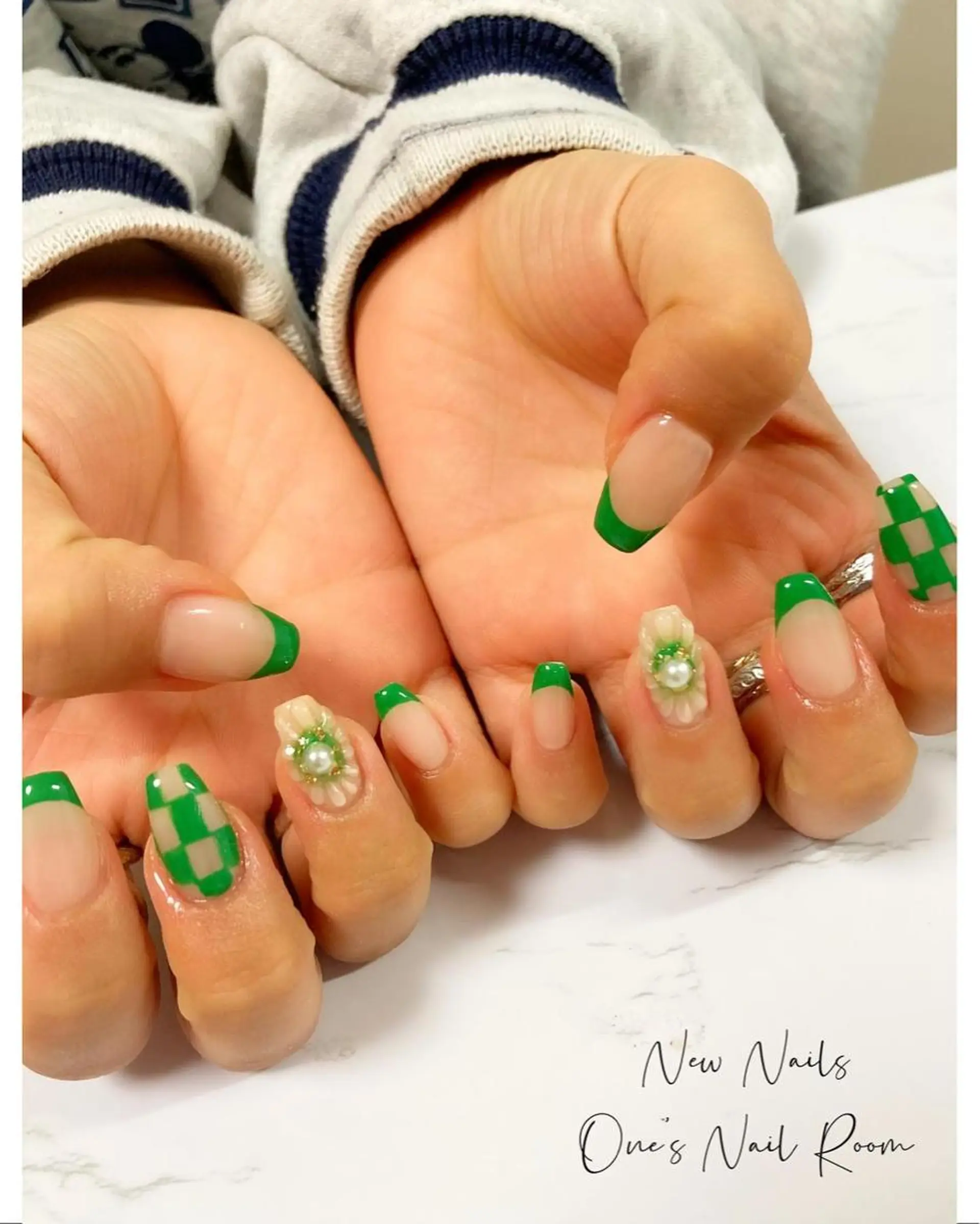 ネイル ハンドネイル One's Nail Roomのネイルデザイン