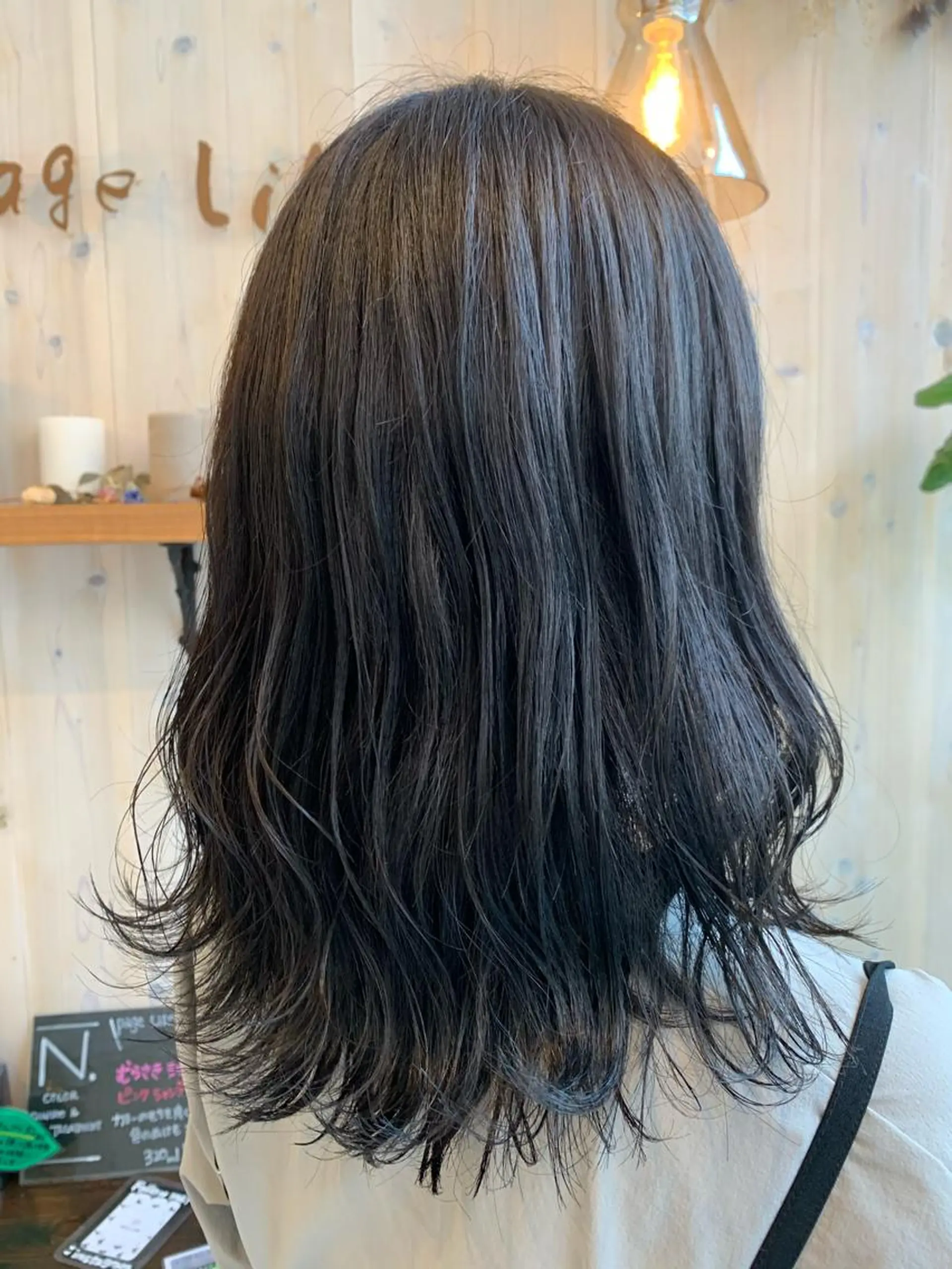 ミディアム カット ヘアカラー アニメオタク美容師✂ miharuのヘアスタイル