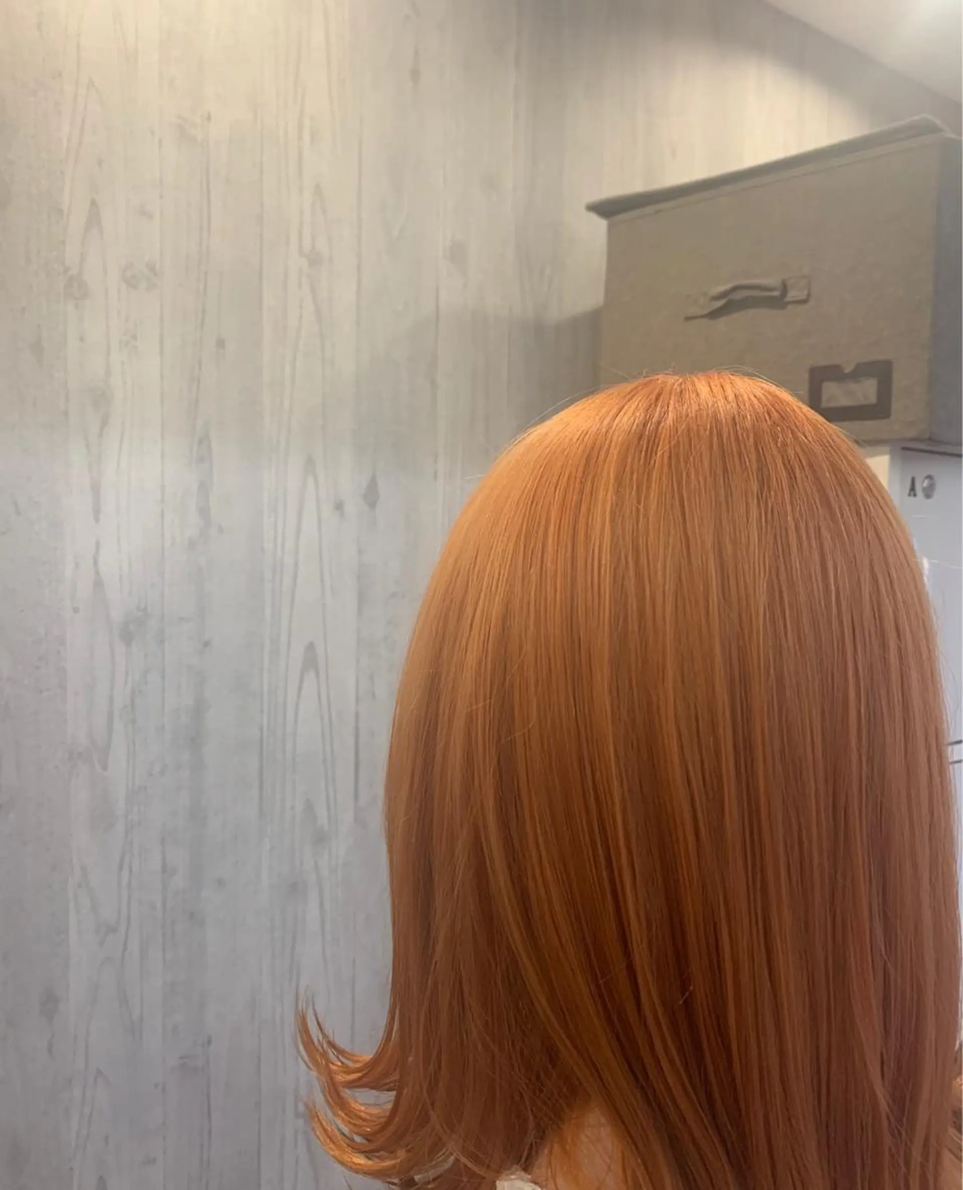 セミロング カラー パーマ ヘアアレンジ メンズ ネイル マツエク・マツパ デザインカラー ダブルカラー オレンジ カラーマツエク オレンジ カット ヘアカラー トリートメント Sia中野新橋 『JUNYA』のヘアスタイル