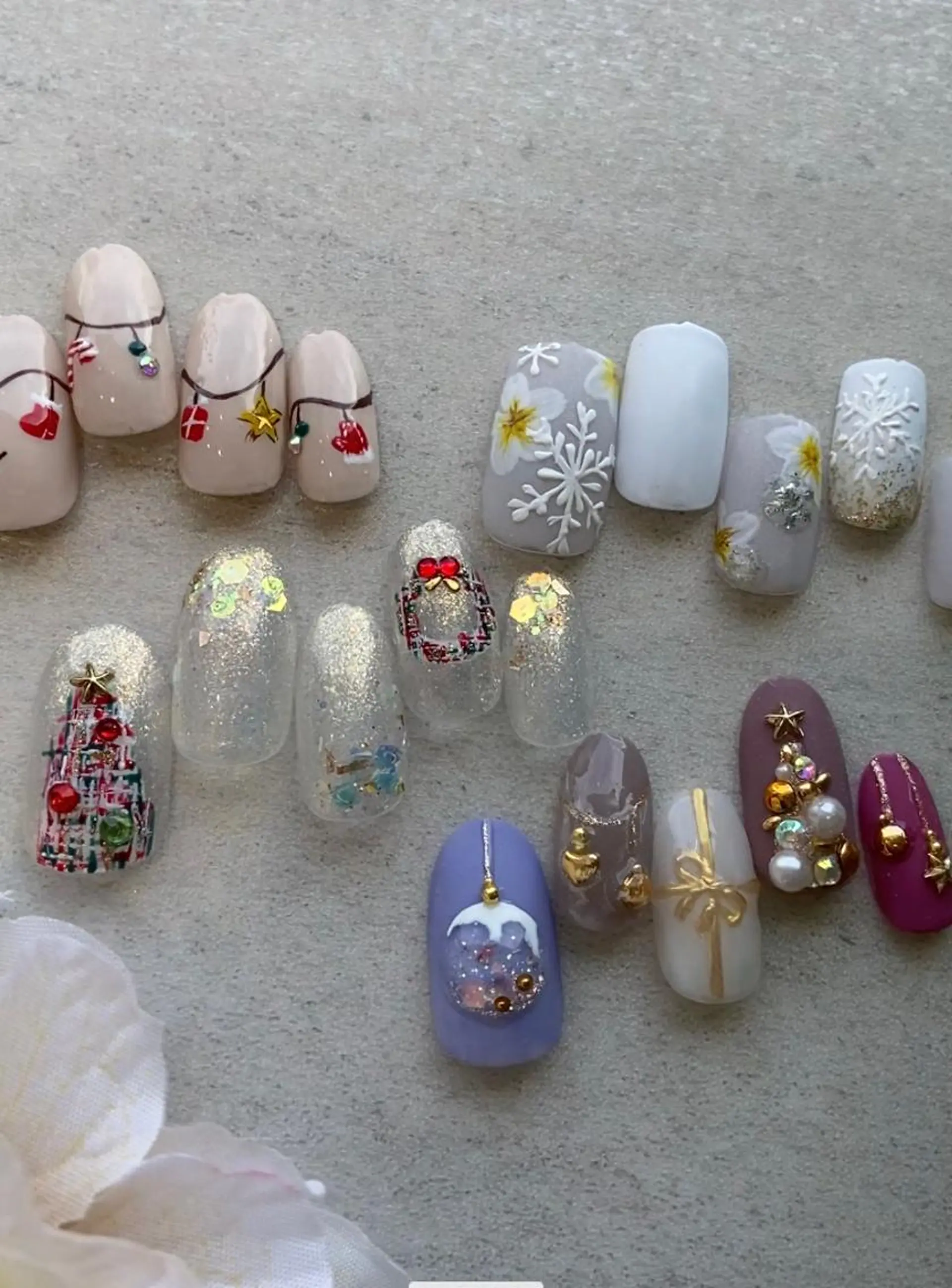 ネイル 冬ネイル クリスマス ハンドネイル nailsalon MINERVAのネイルデザイン