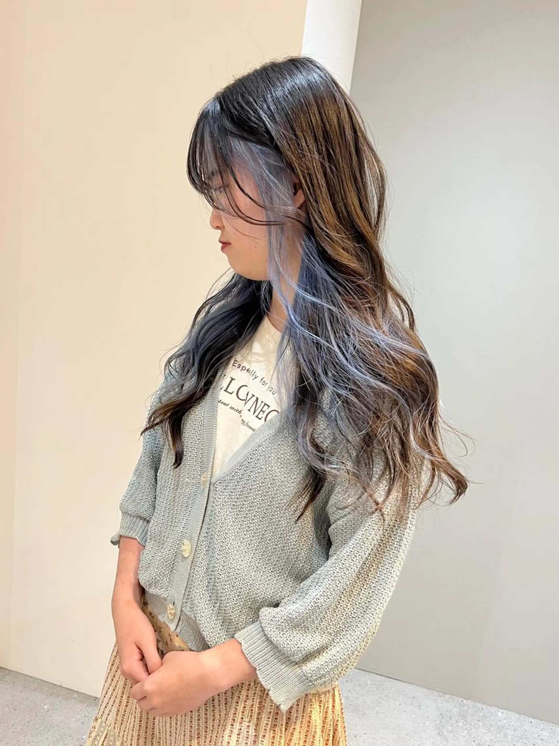 ロング カラー Via officialのヘアスタイル