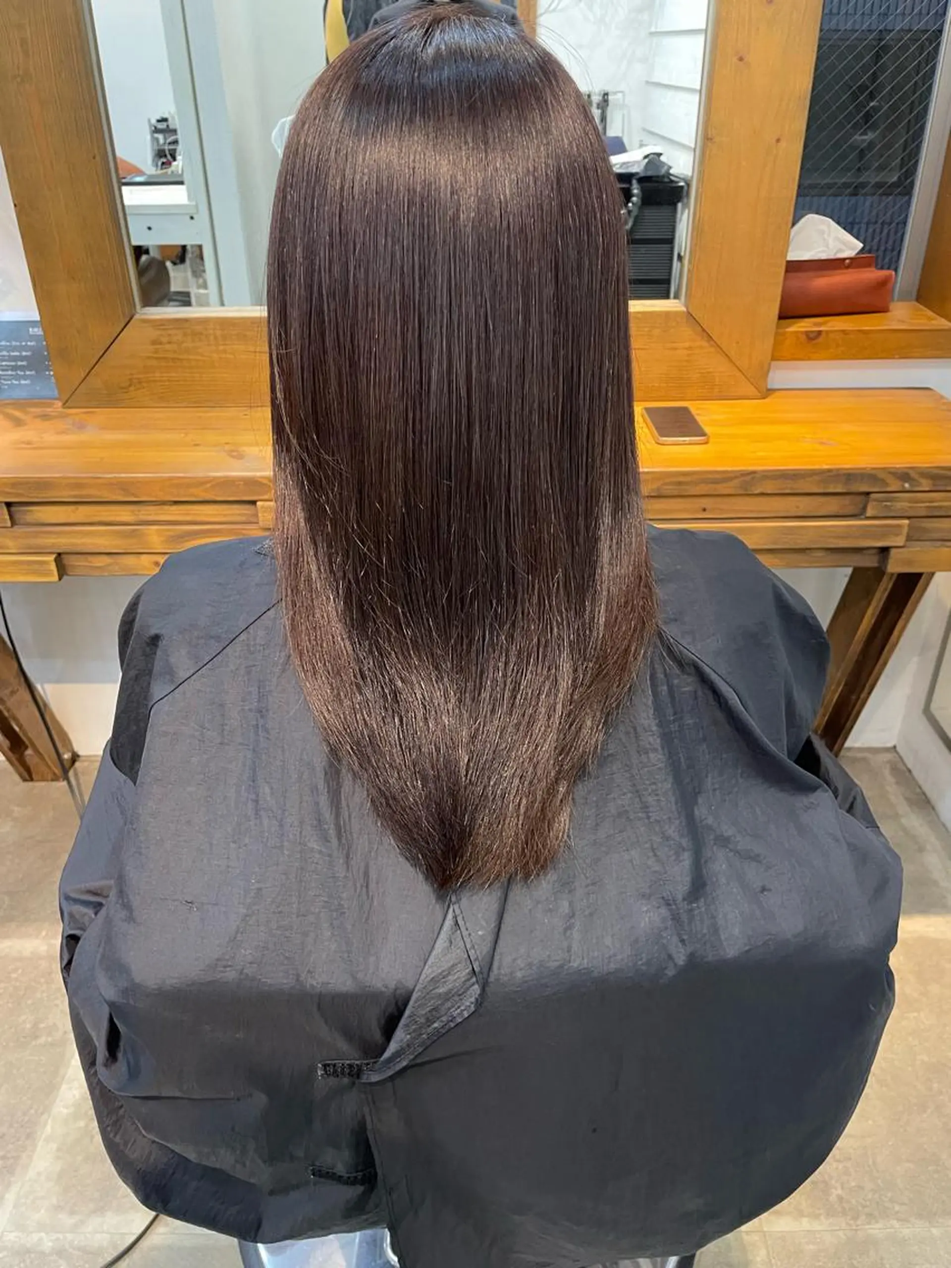 ロング 松田 恋のヘアスタイル