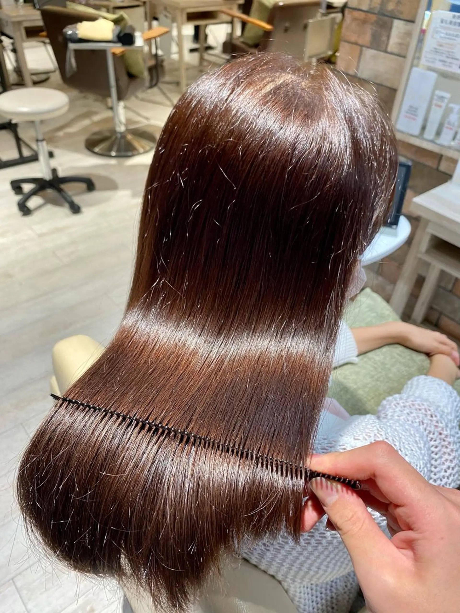 セミロング 髪質改善 SALOWIN調布店所属・ツヤ髪師 kichiのヘアスタイル