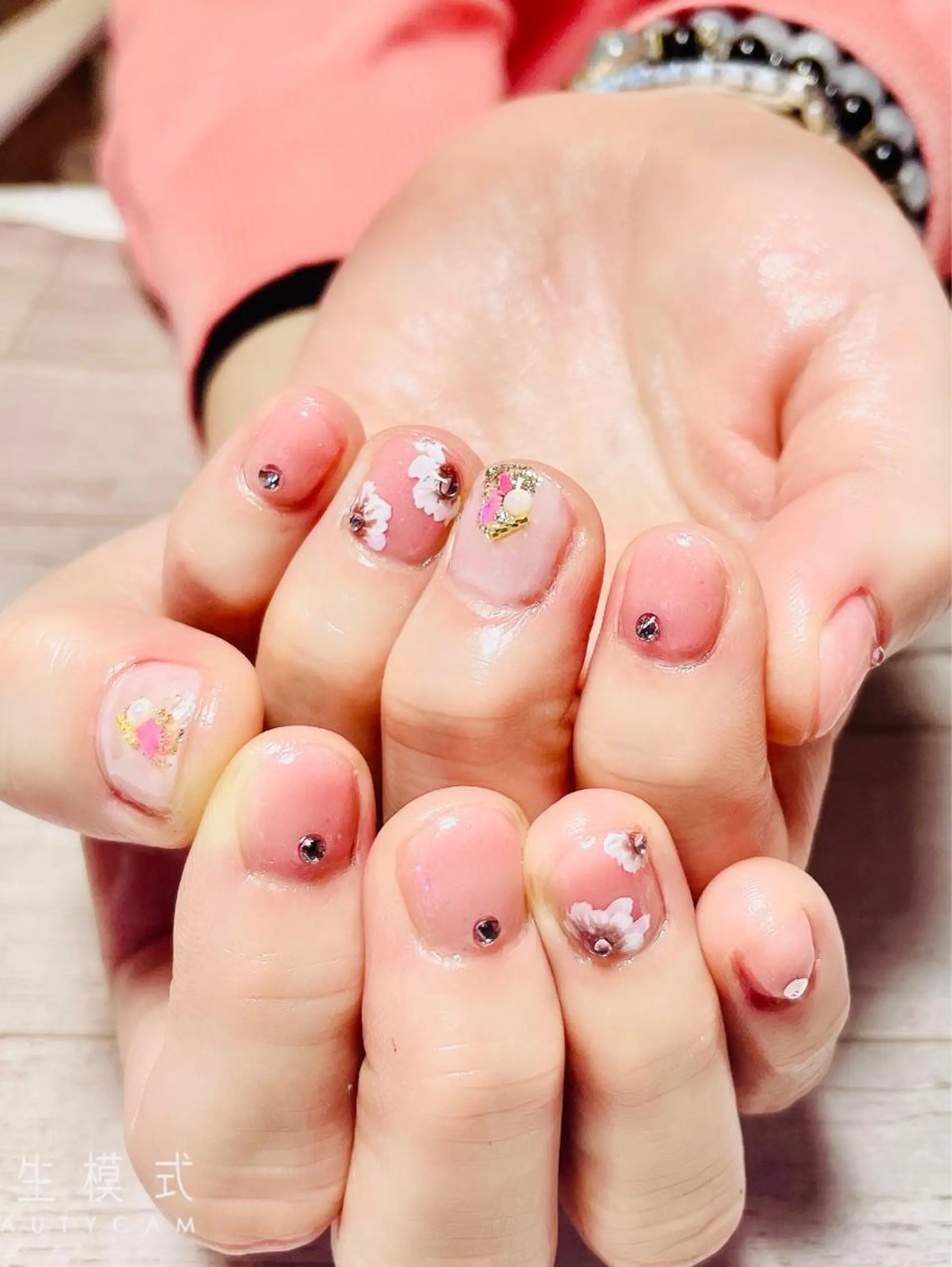ネイル カナ nailのネイルデザイン