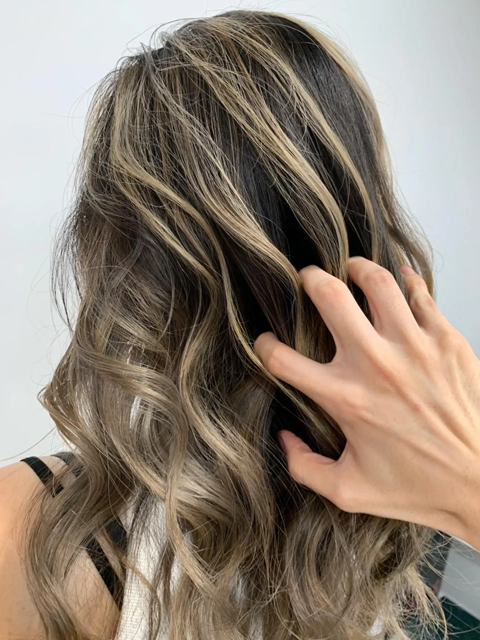 ロング カラー バレイヤージュ レイヤーカット ✨カラー指名 No.1✨keitaのヘアスタイル