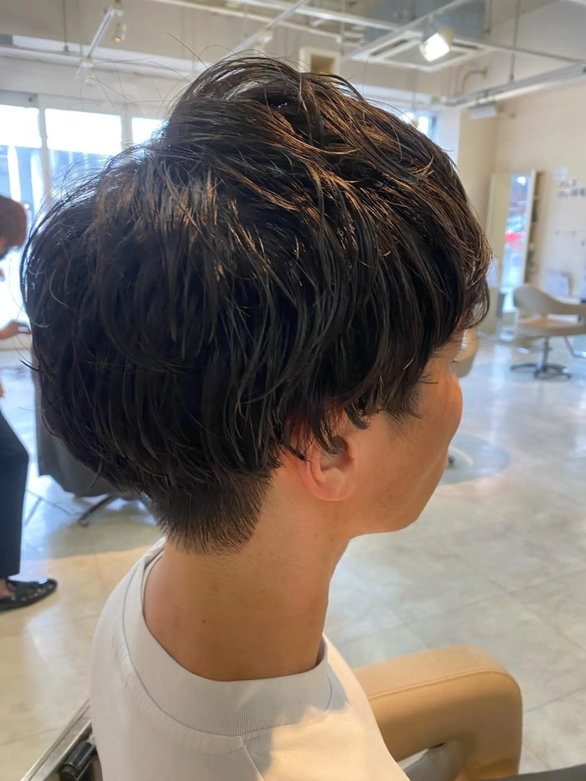 パーマ メンズ マッシュ メンズパーマ カット パーマ 岡田 奈々のヘアスタイル