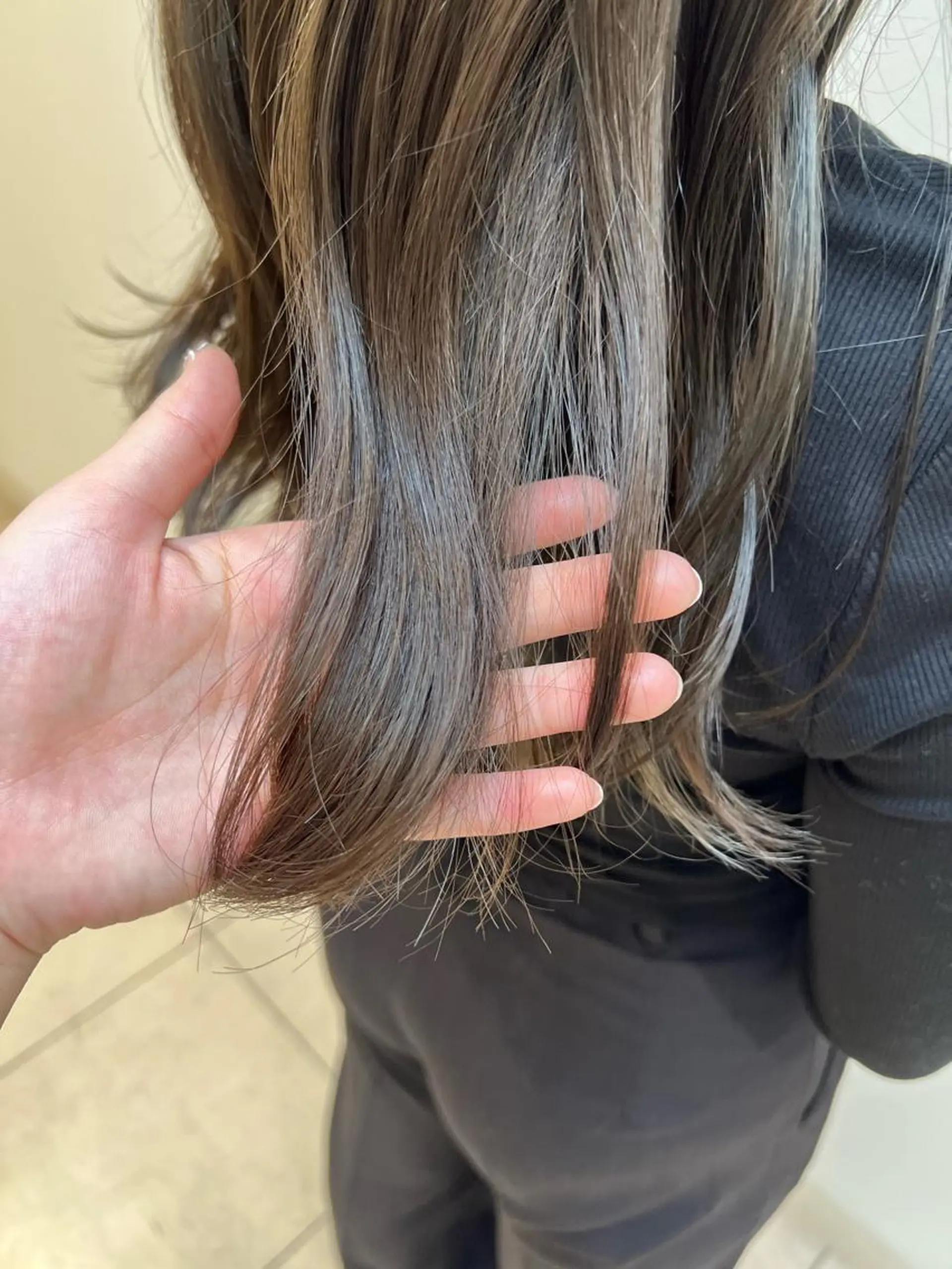 セミロング ヘアカラー トリートメント 赤み消しカラー🌱 YUZUKI🫧のヘアスタイル