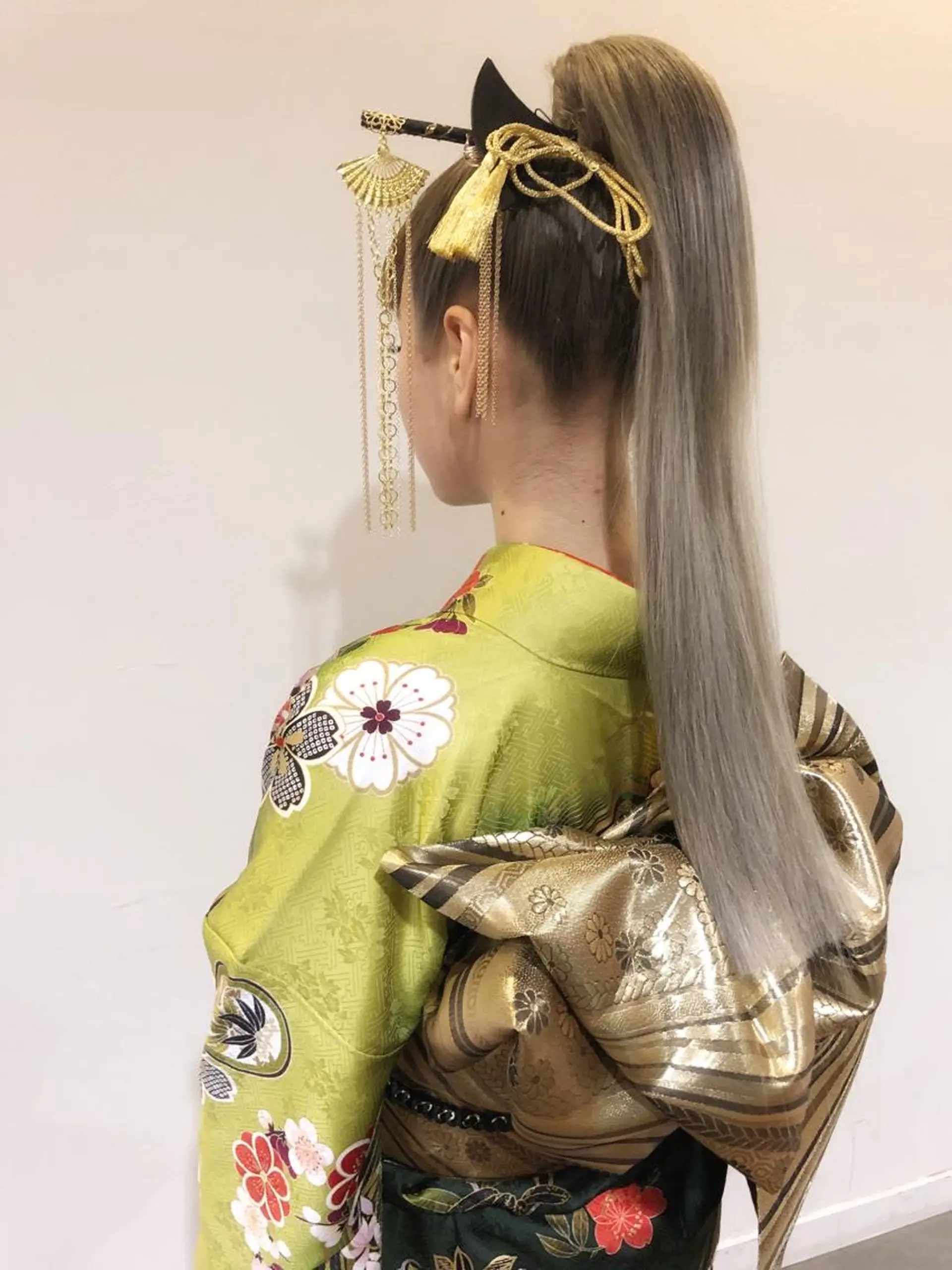 カラー ヘアアレンジ ブロンド ホワイトブロンド Hair mission【ヘアーミッション】心斎橋所属・エクステ／レイヤー 落合/心斎橋のヘアスタイル