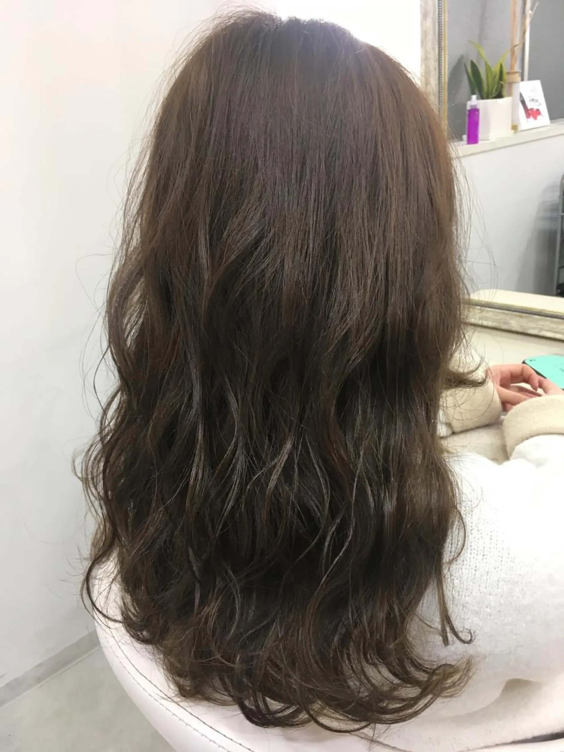 ロング カラー 髪質改善 中川　翔のヘアスタイル