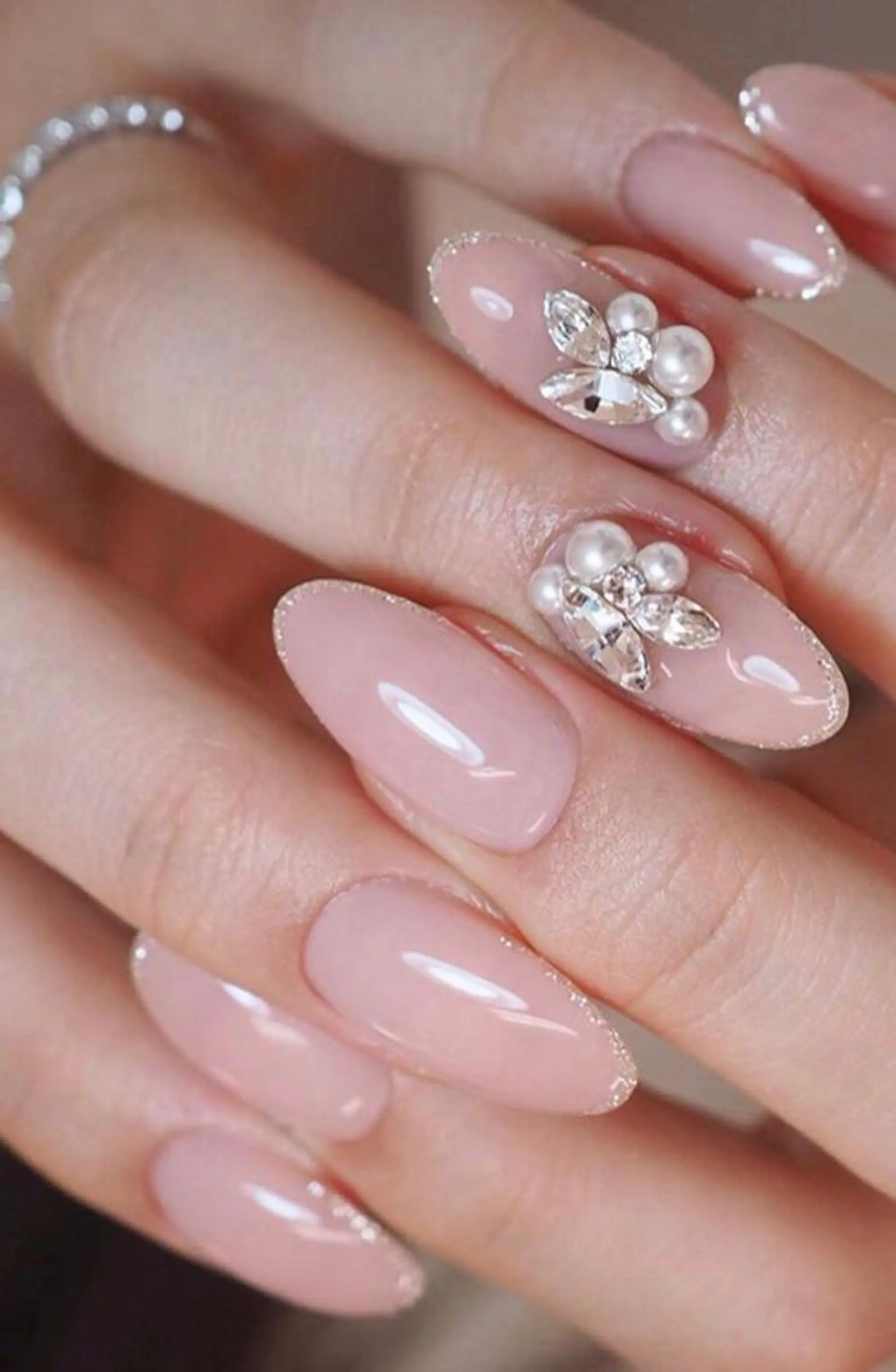 ネイル ハンドネイル ゲン レイカのネイルデザイン