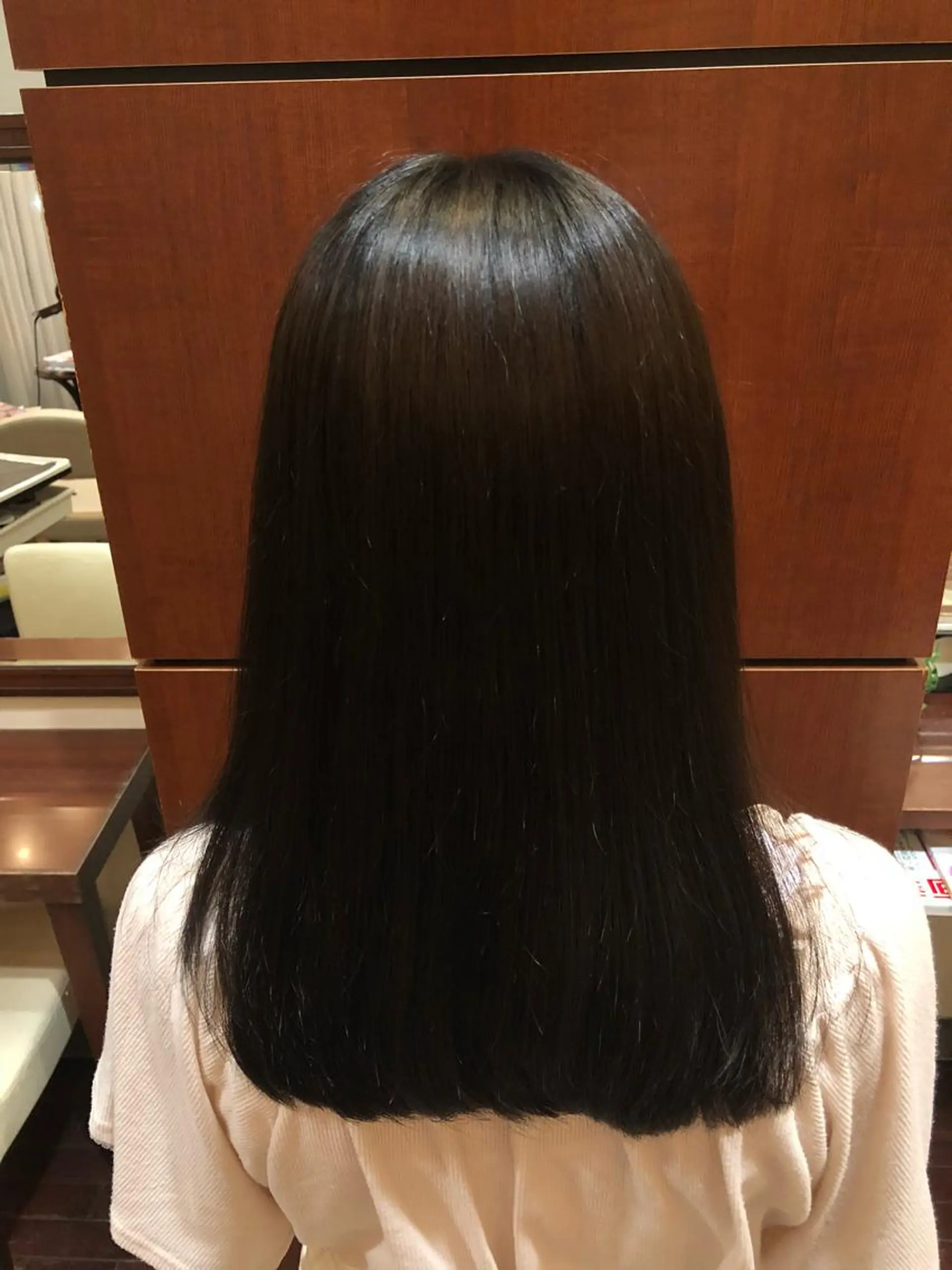 ロング こすげひろと カラー講師のヘアスタイル