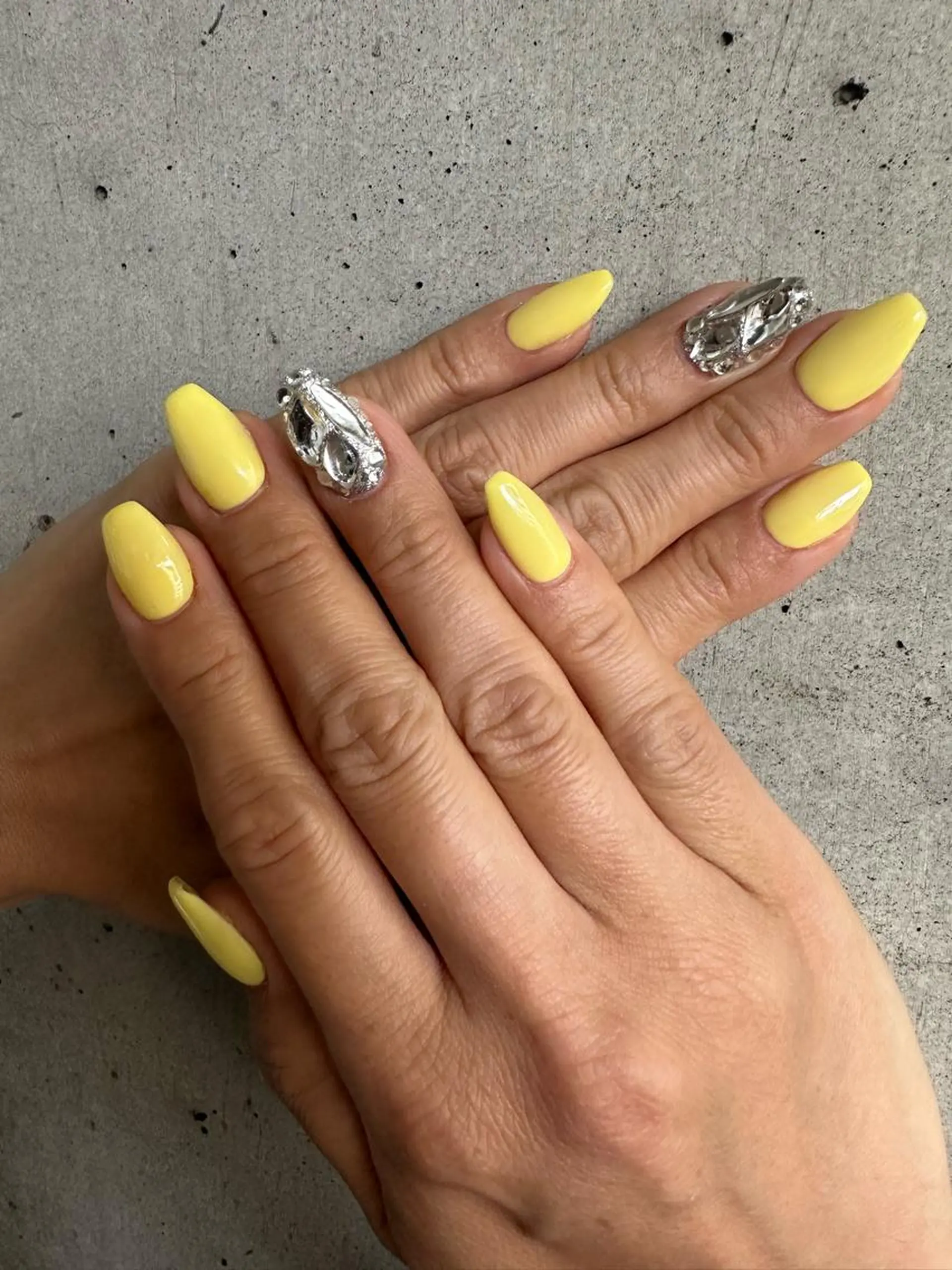 ネイル ハンドネイル NAIL Salon IP所属・長谷川 奈緒美のネイルデザイン