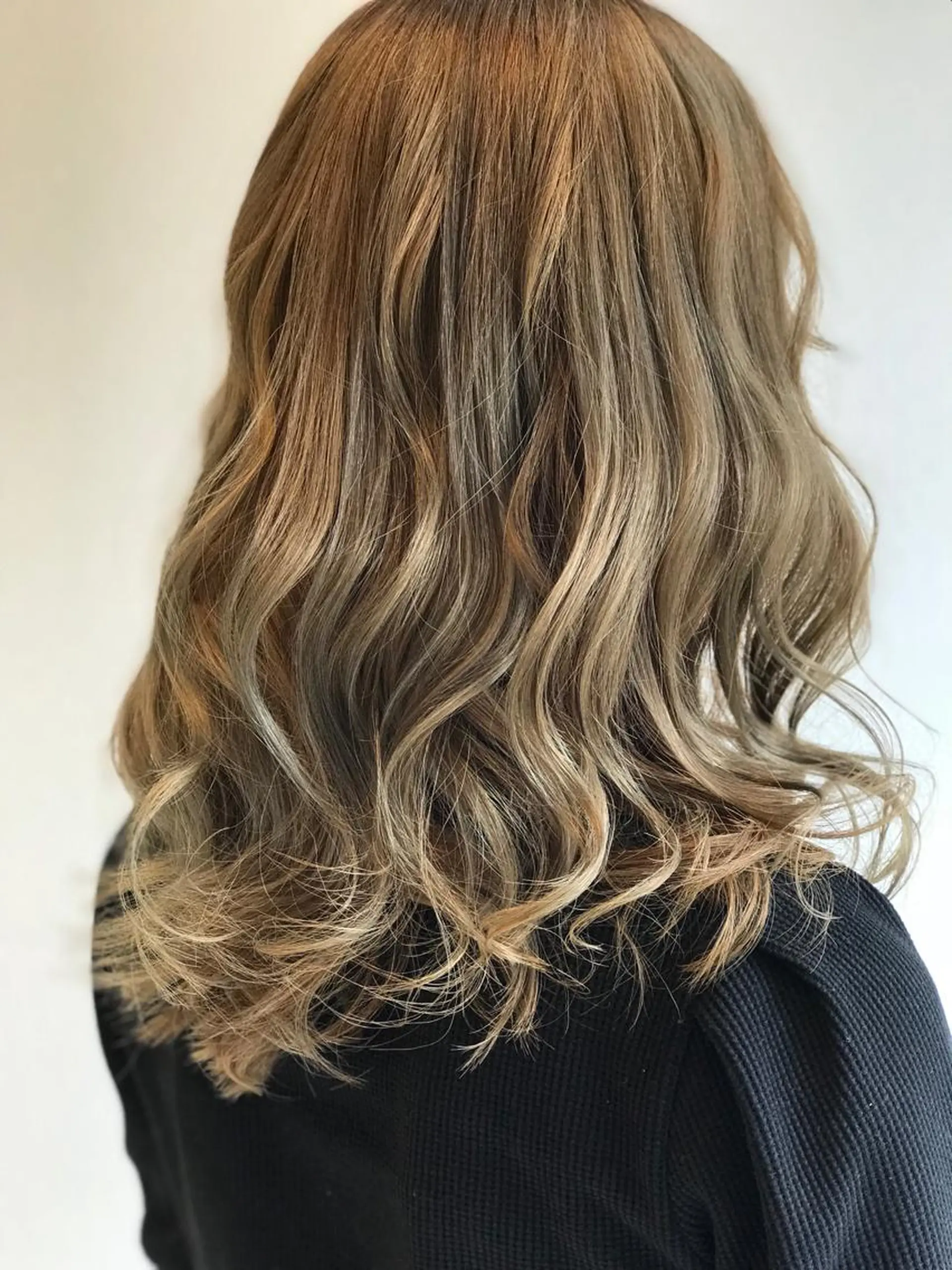 セミロング ヘアカラー トリートメント 河上 雅俊のヘアスタイル