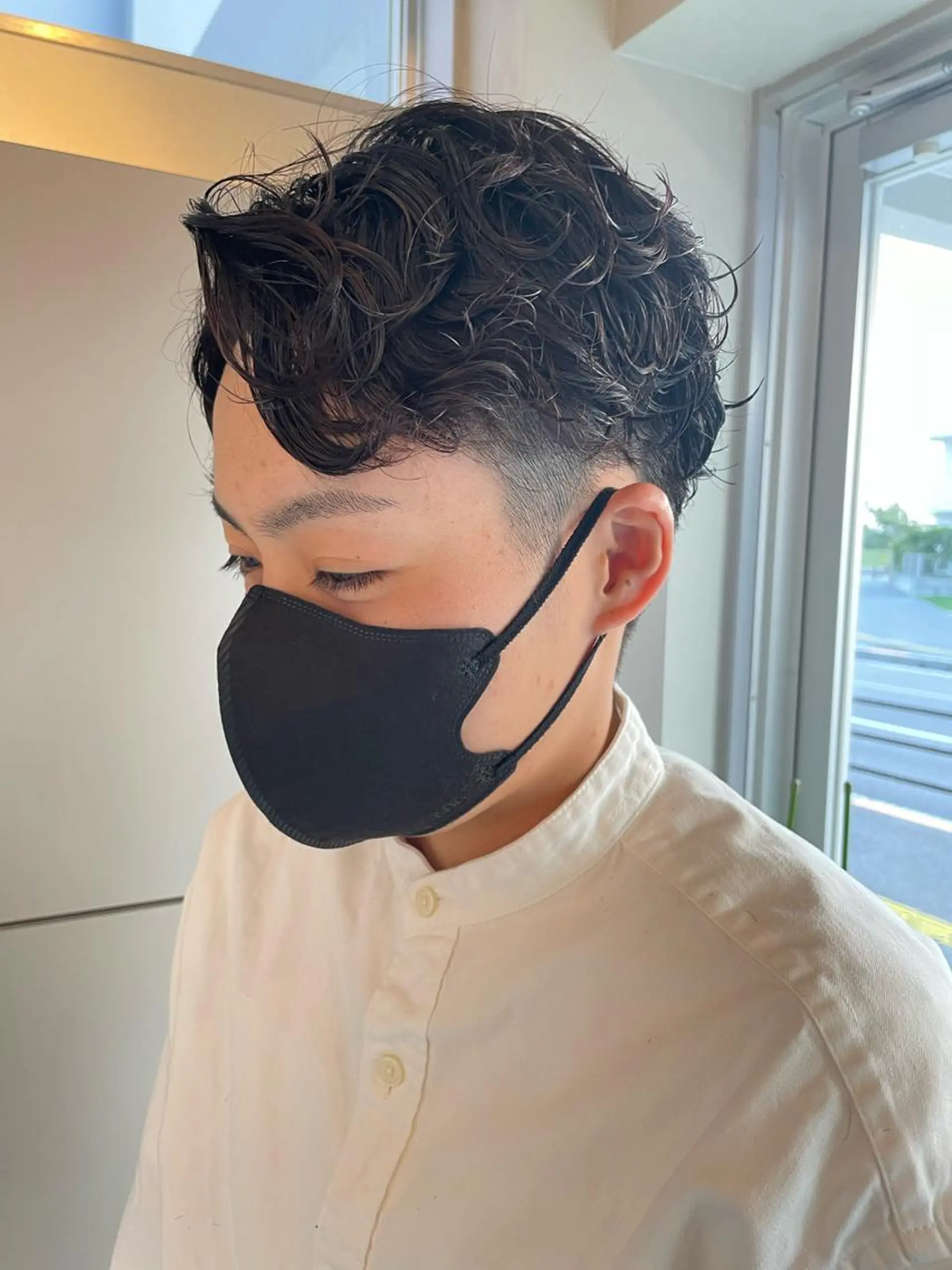 メンズ メンズバレイヤージュ メンズブリーチ センターパート メンズハイライト メンズインナーカラー C’LD hair  produce /シールドヘア所属・モテ髪/ボブ/ショー ト/アダチフウトのヘアスタイル
