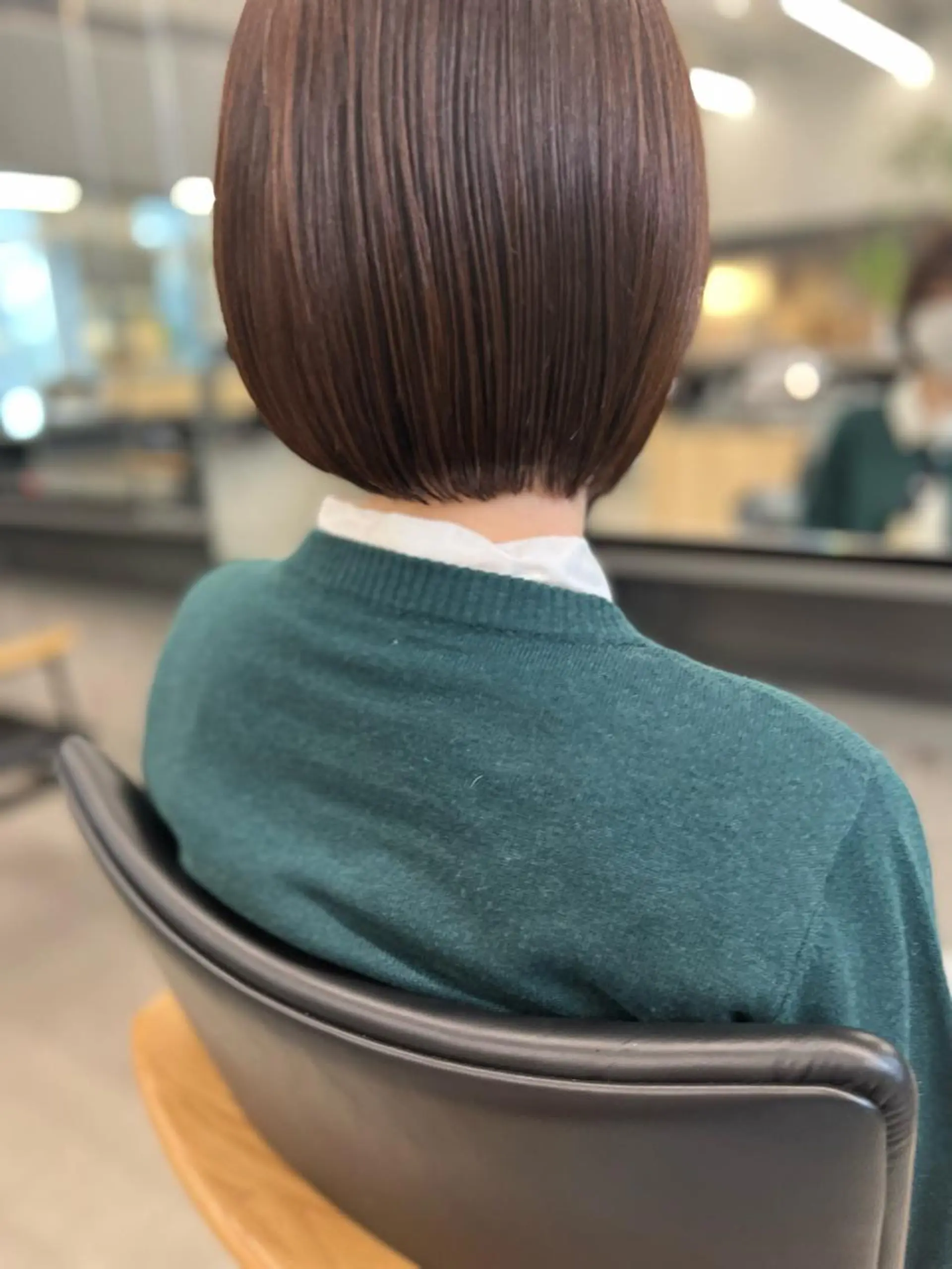 ミディアム ボブ カット 誰よりも丁寧なカット 🍀小林輝のヘアスタイル