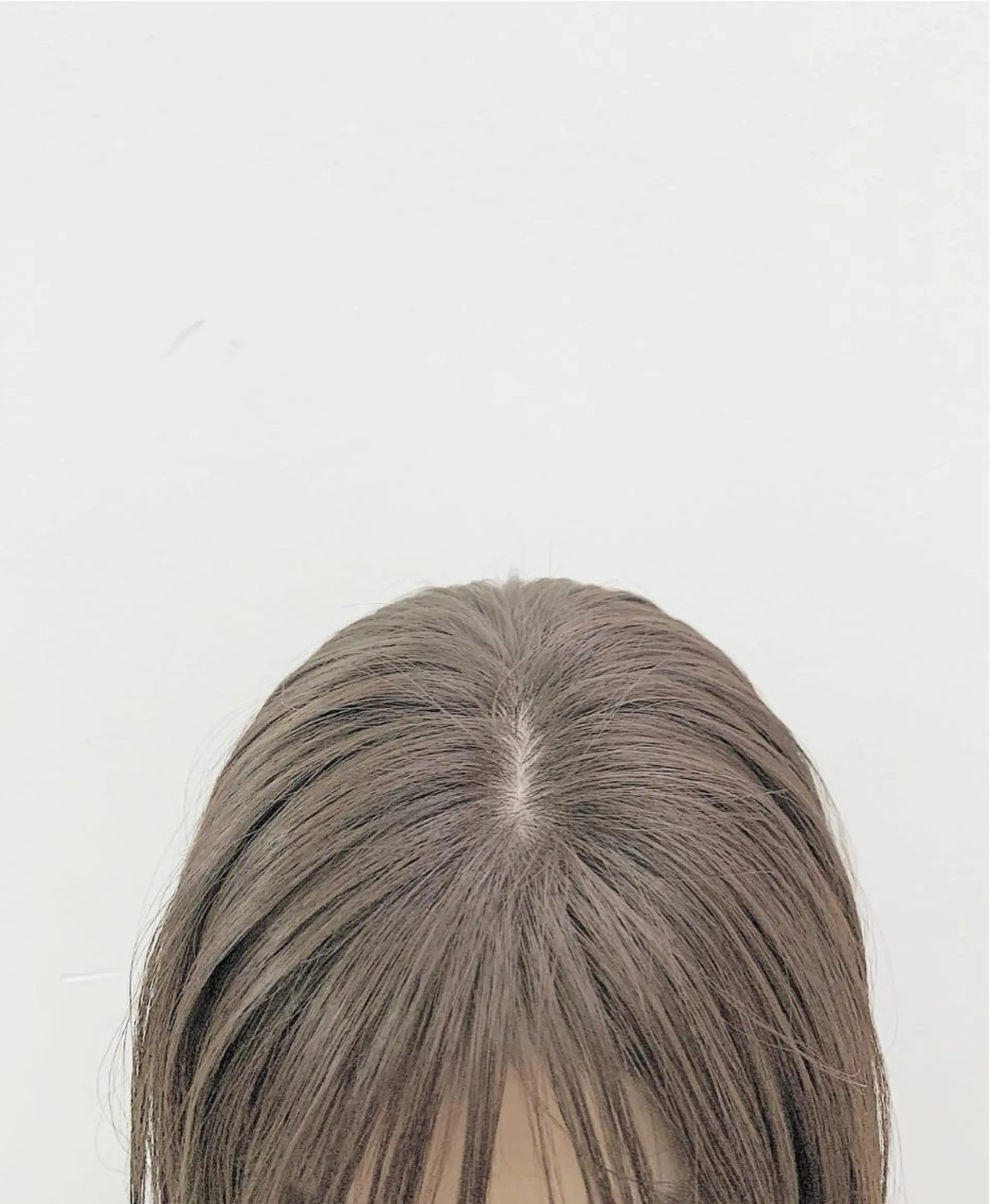 ミディアム ブリーチソムリエ認定 梅田茶屋町Eir辻のヘアスタイル