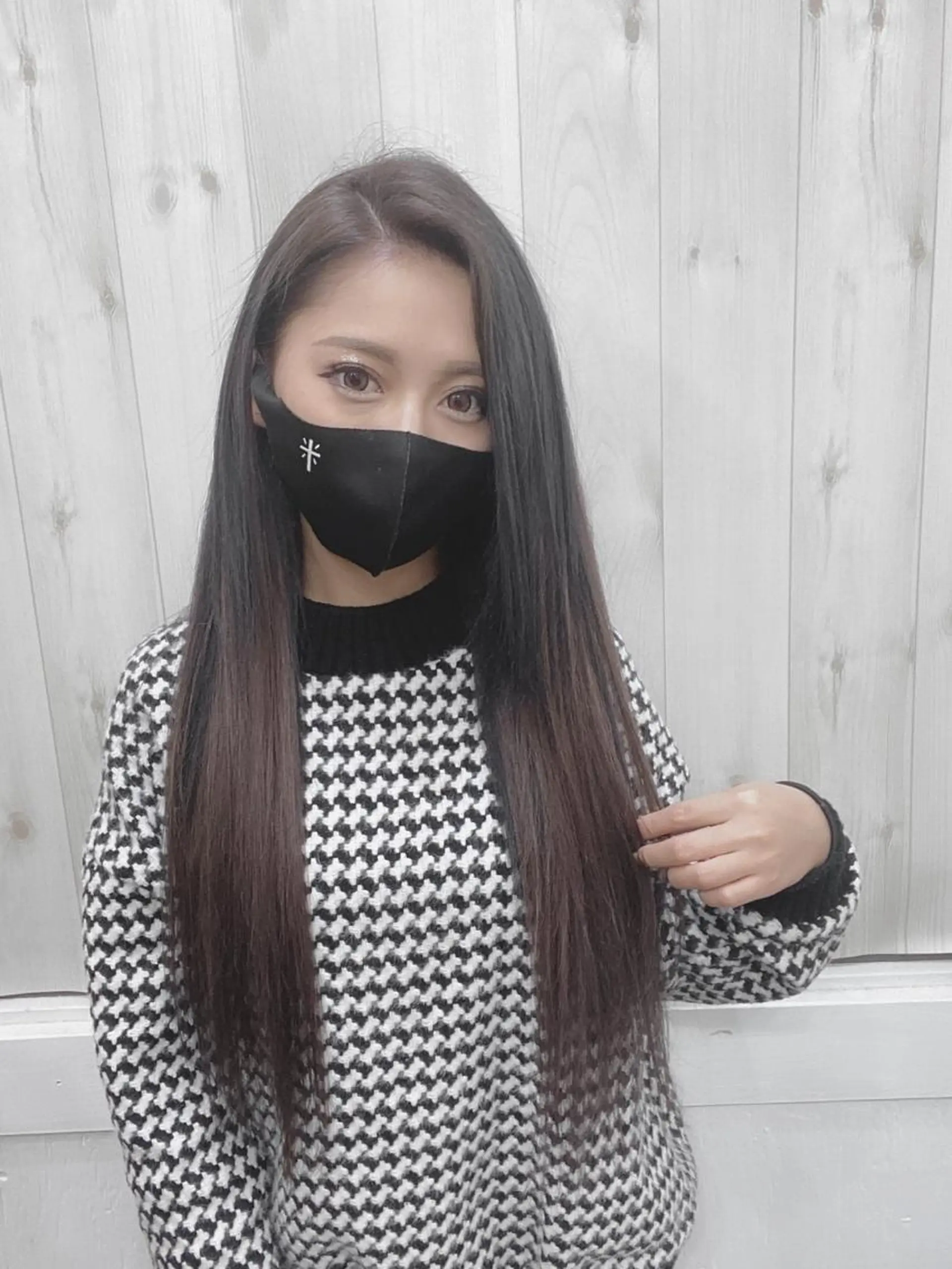 ロング カラー グレージュ エクステ ヘアカラー エクステ PSY(サイ)所属・PSY(サイ)池袋 金田尚久🎨のヘアスタイル