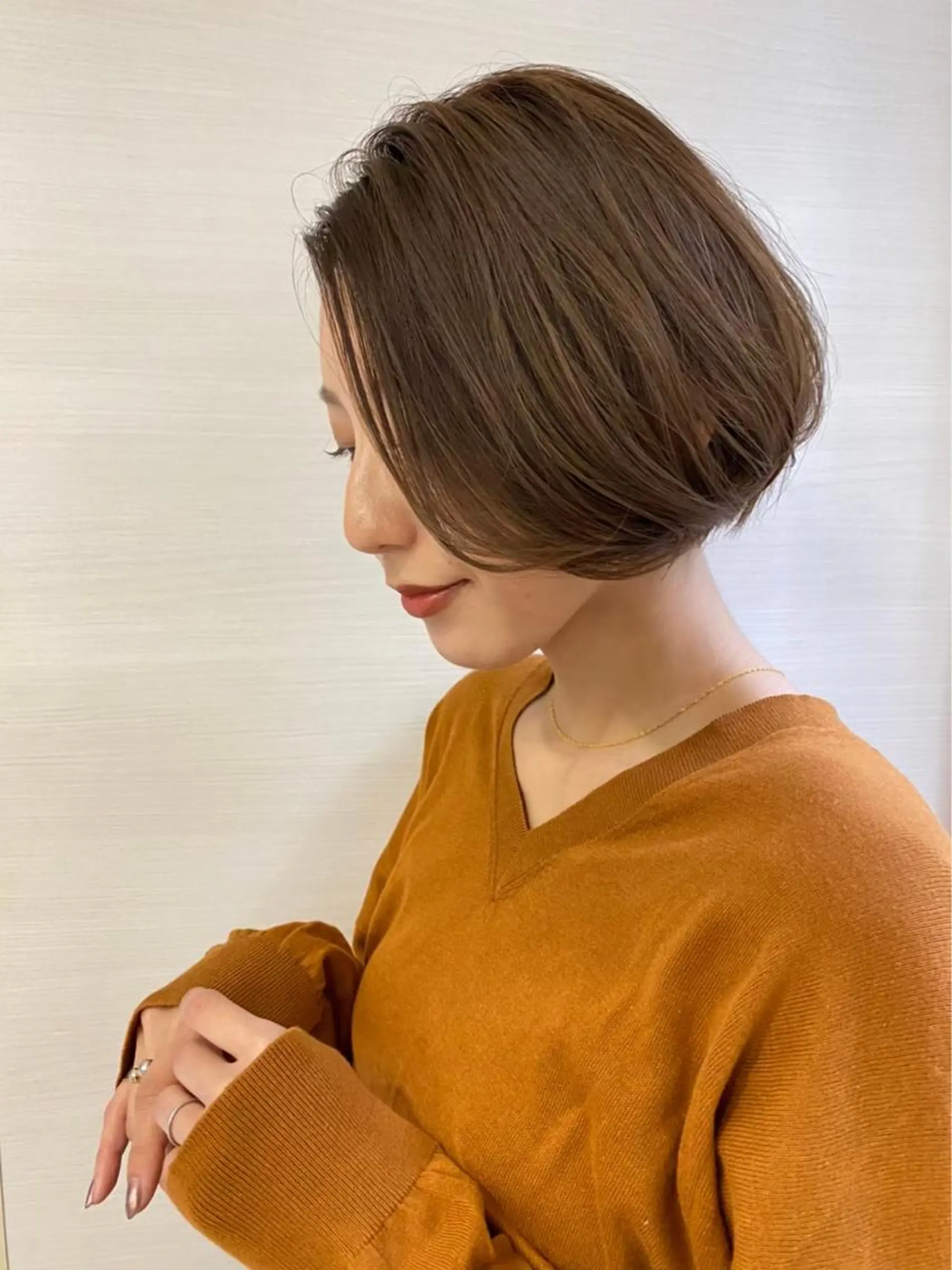 ショート 横手 愛美のヘアスタイル