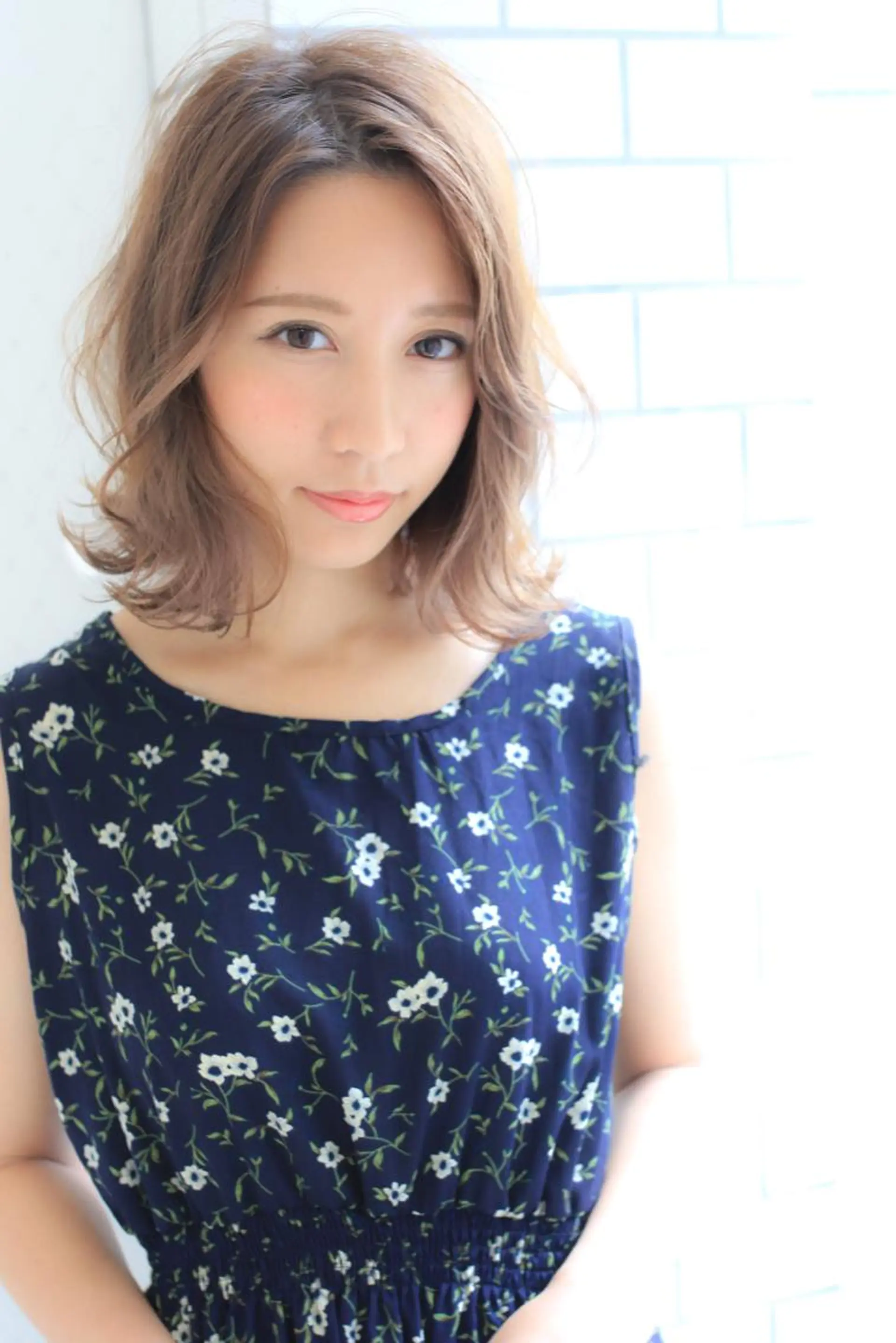 ミディアム カット ヘアカラー 小顔カット/レイヤー 【WiLL】加藤のヘアスタイル