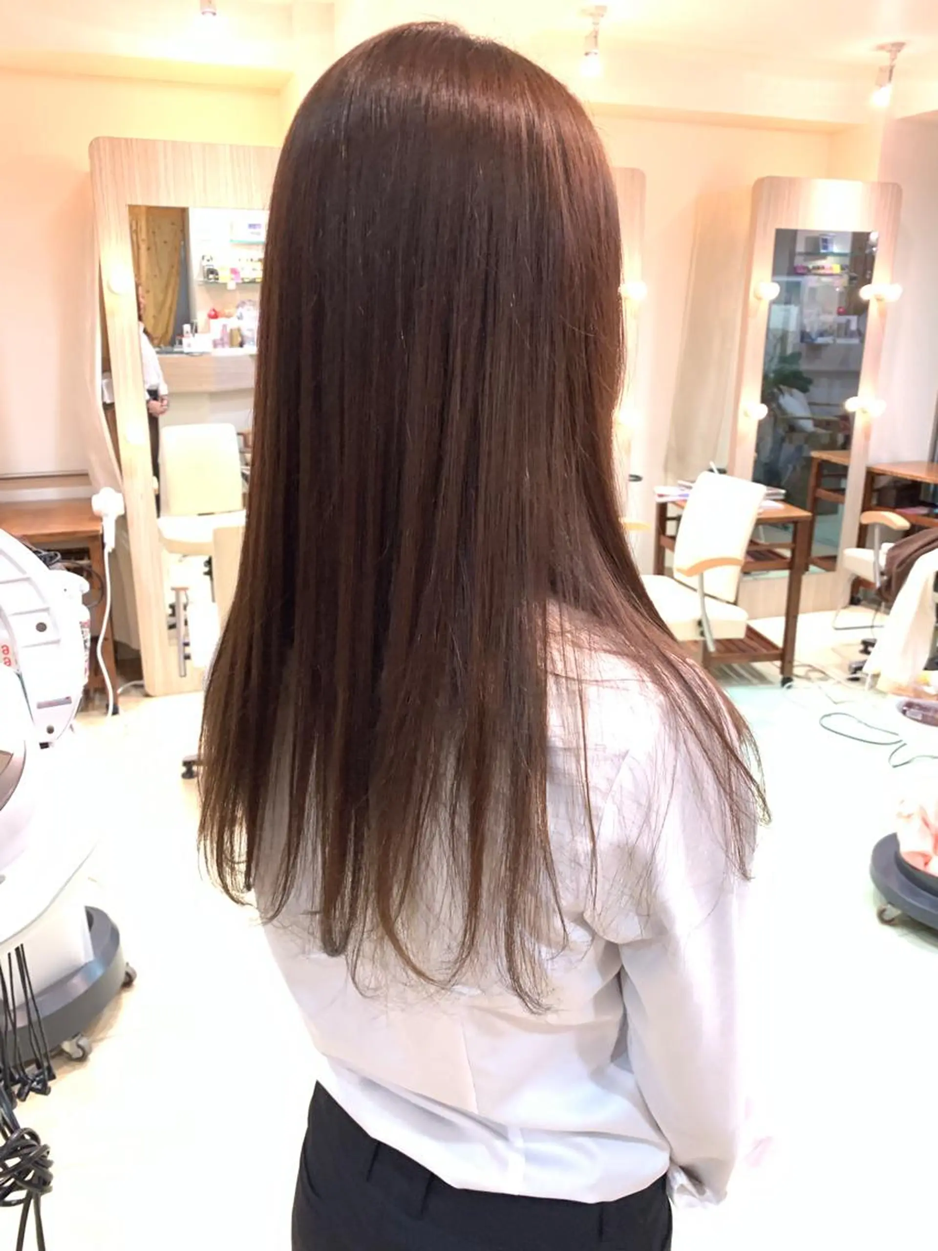 ロング カラー アッシュ カット 縮毛矯正 トリートメント ヘッドスパ nishimura makotoのヘアスタイル