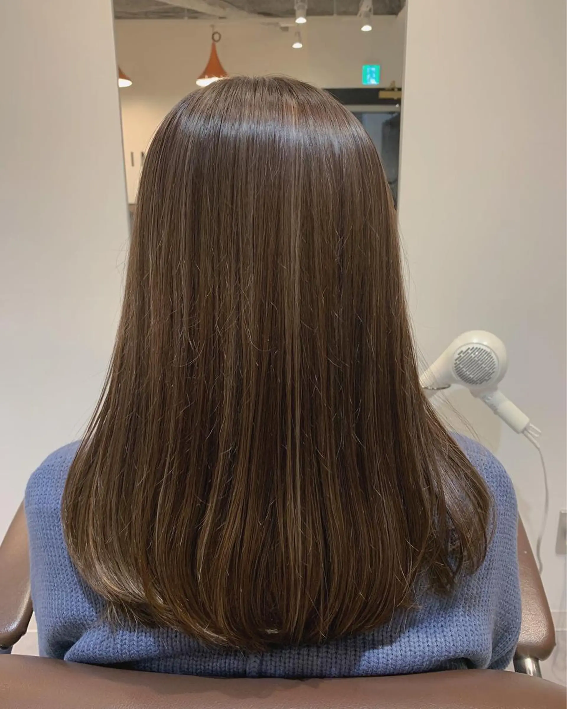 ロング カラー MIA 菅原のヘアスタイル