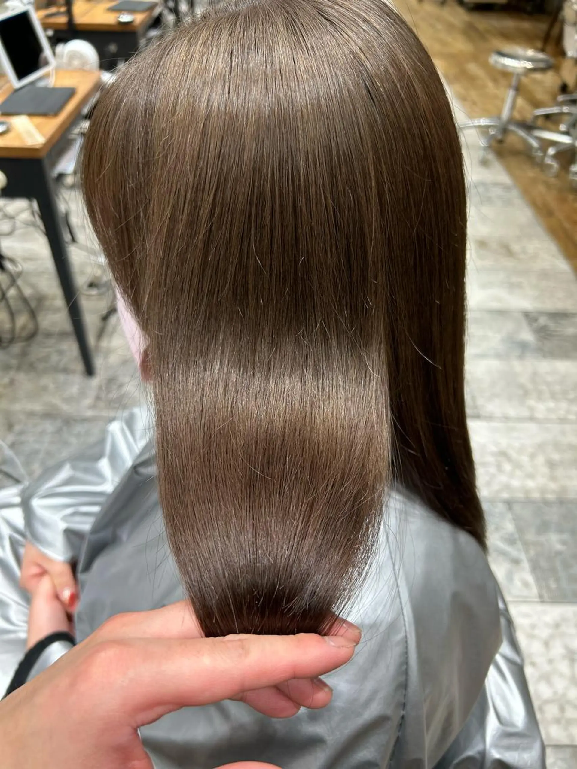 セミロング カラー パーマ バレイヤージュ ブリーチ ケアブリーチ ダブルカラー ハイライトカラー カット ヘアカラー 縮毛矯正 トリートメント 新宿✨顔周りカット 韓国ヘア/坂本亜裟海のヘアスタイル