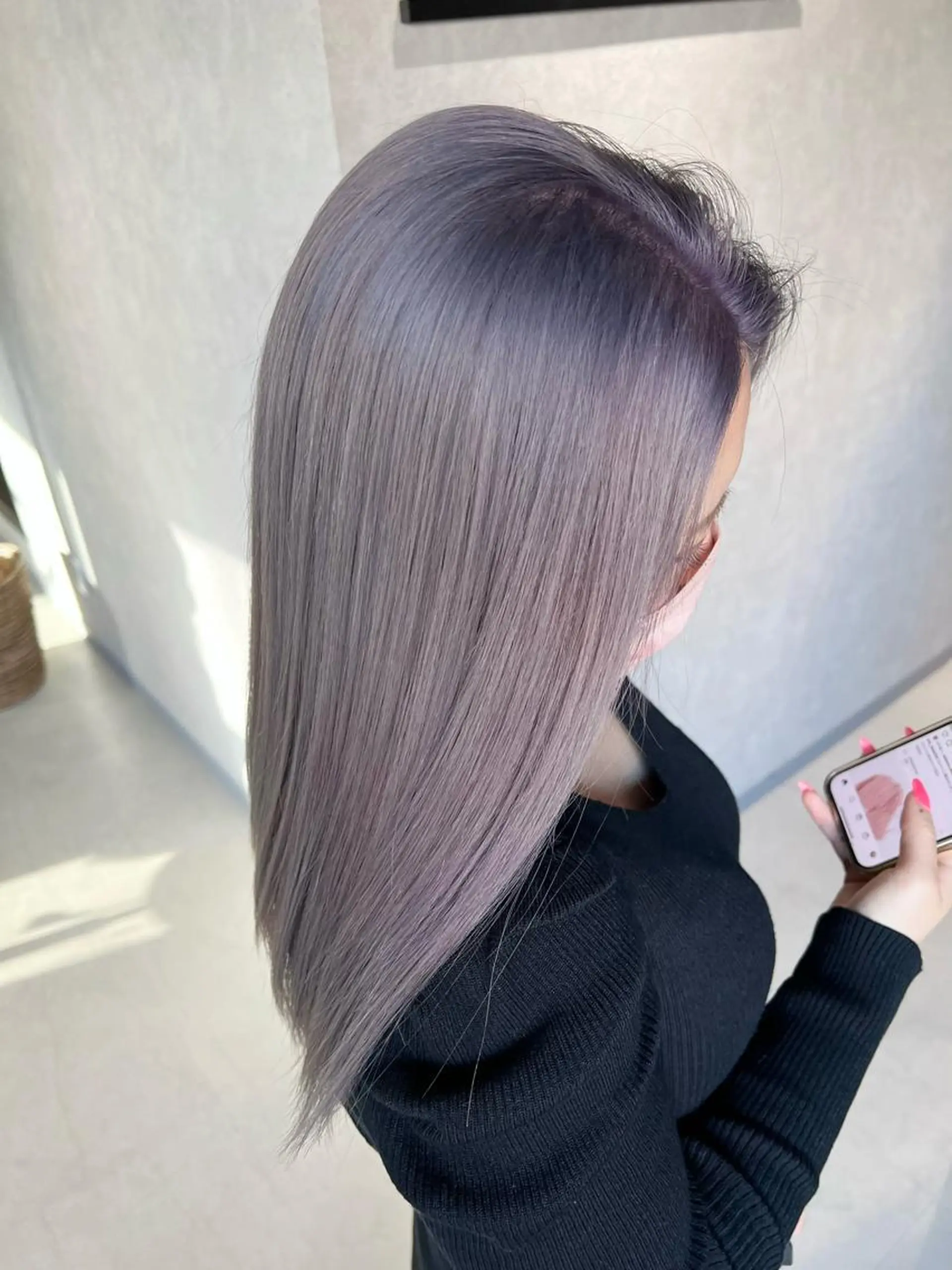 ロング カラー シルバー mimiiy梅田 中崎町ハイトーンのヘアスタイル