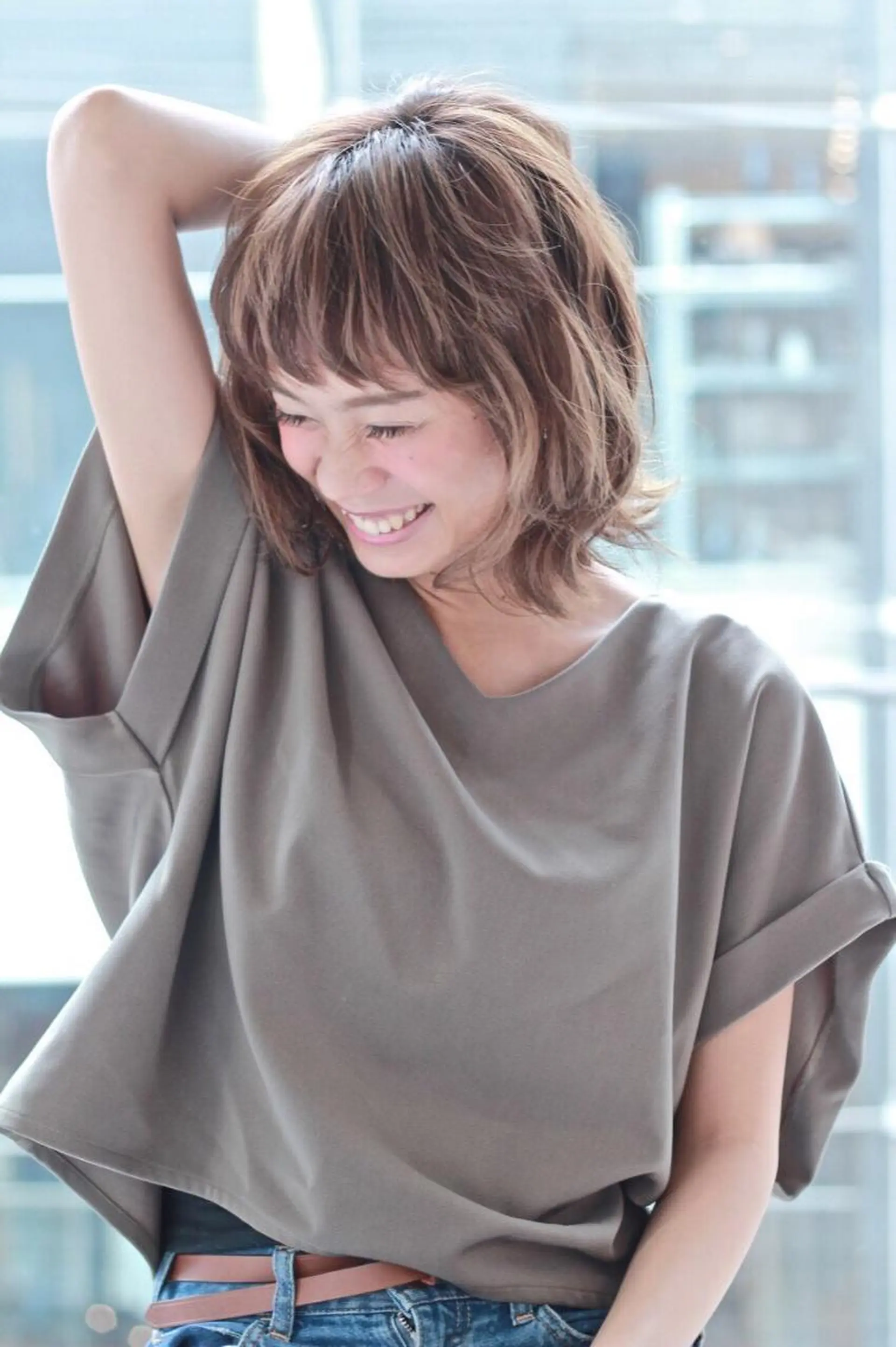 ミディアム 松島 涼花のヘアスタイル