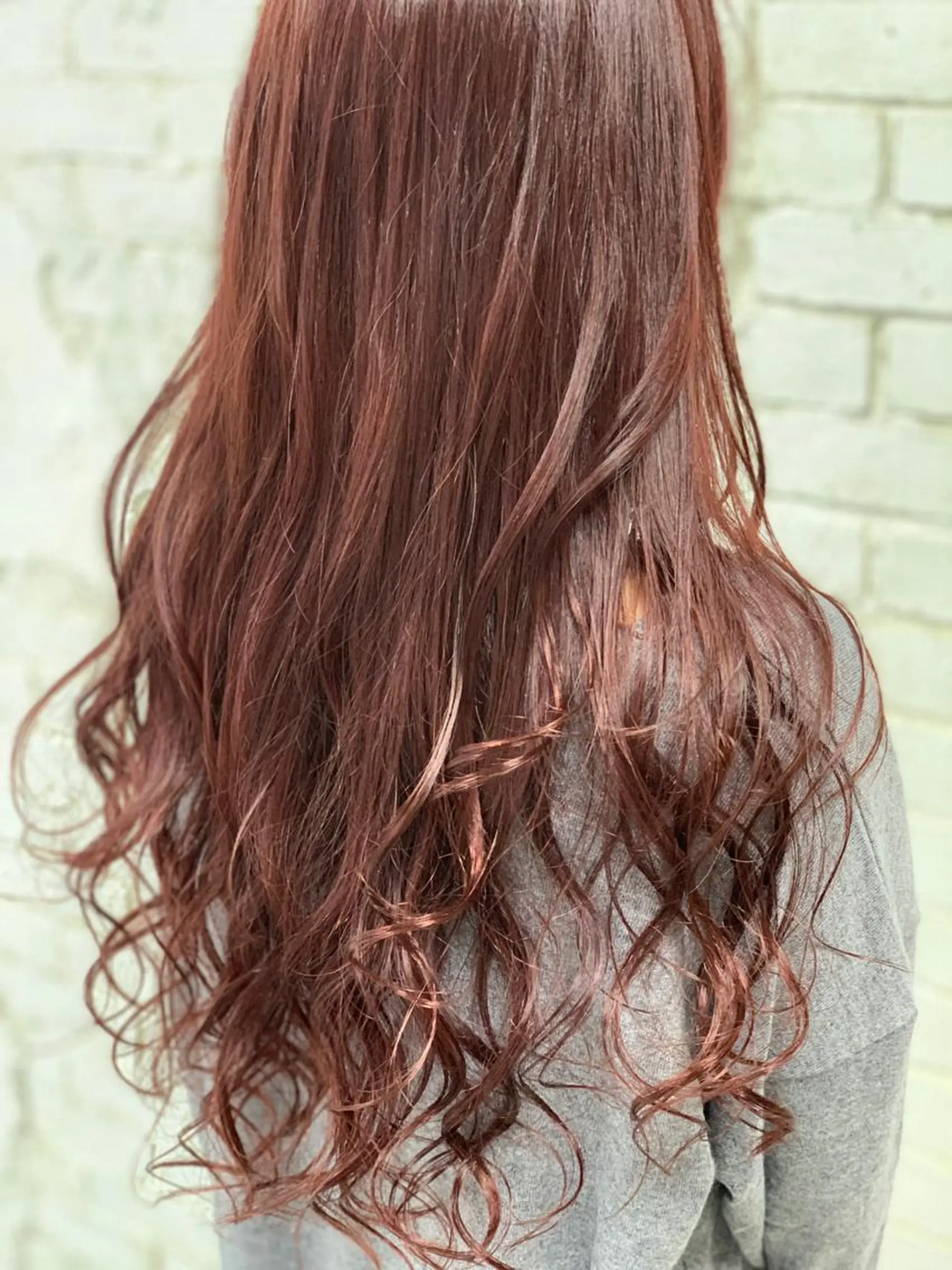 ロング カラー ブリーチ ハイトーンカラー ブリーチなしカラー ピンクカラー LUXBE LUCE那覇イオン店所属・LUXBE LUCEのヘアスタイル