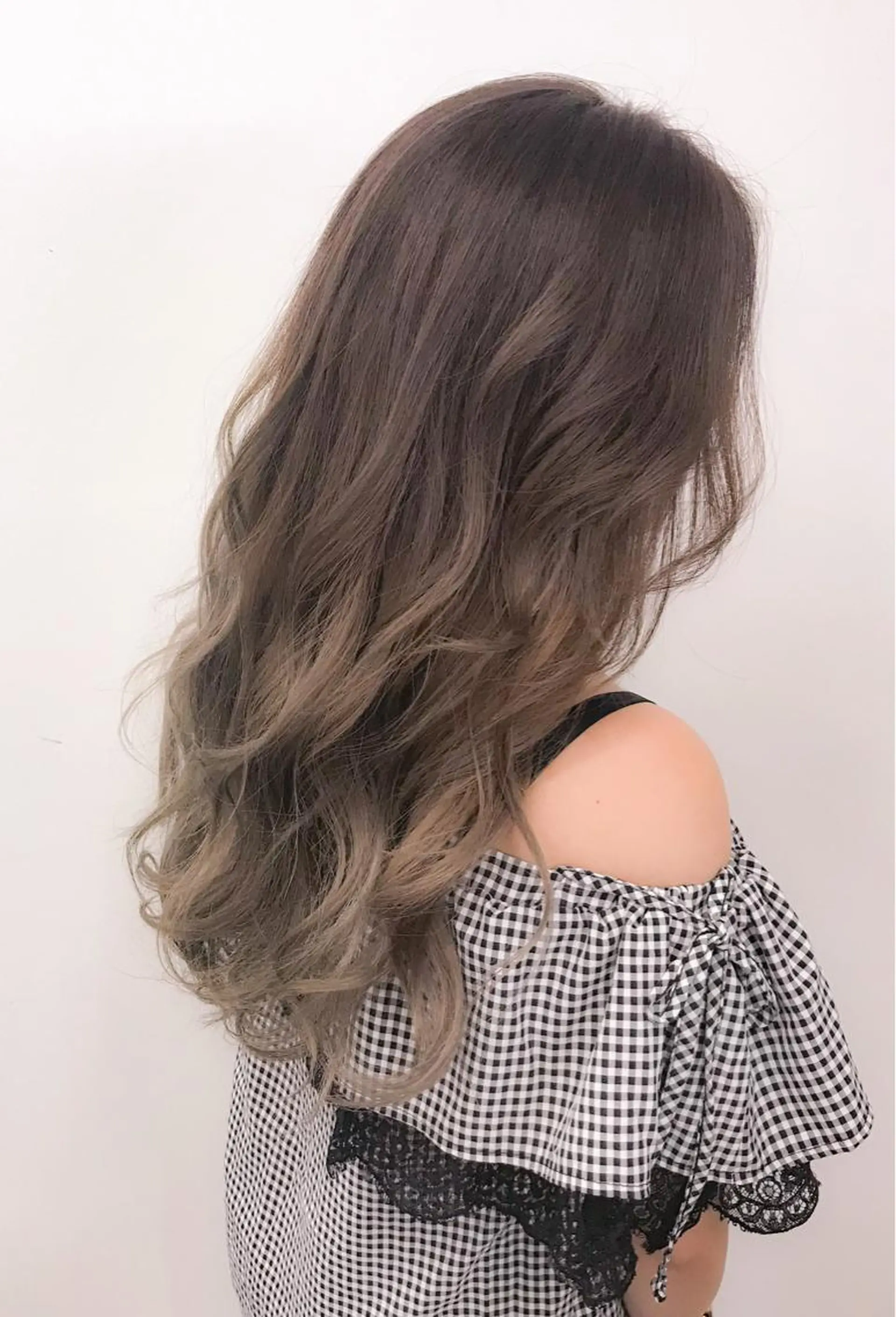 セミロング ヘアカラー 常山 篤志のヘアスタイル