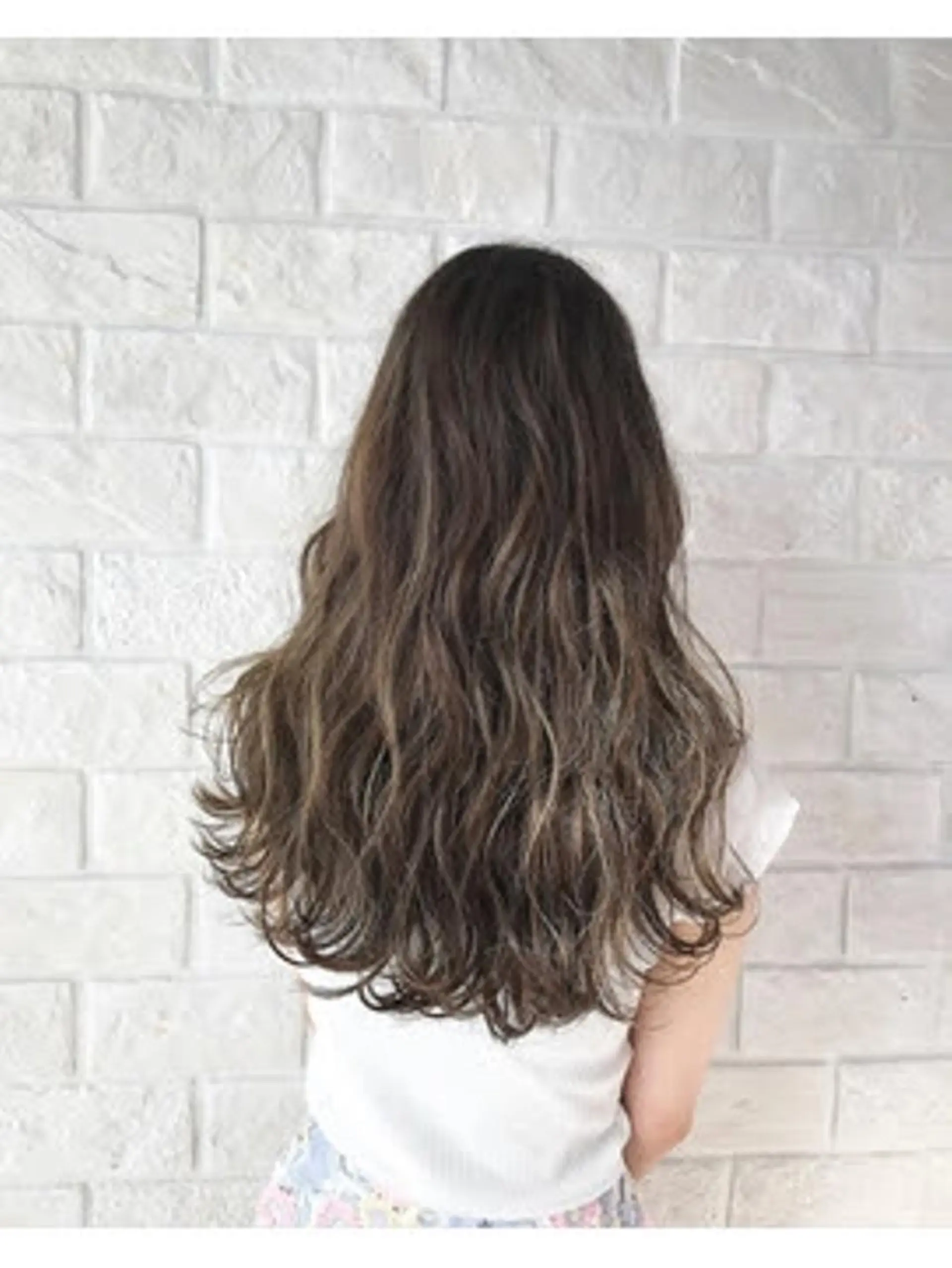 ロング 中田 慶真のヘアスタイル