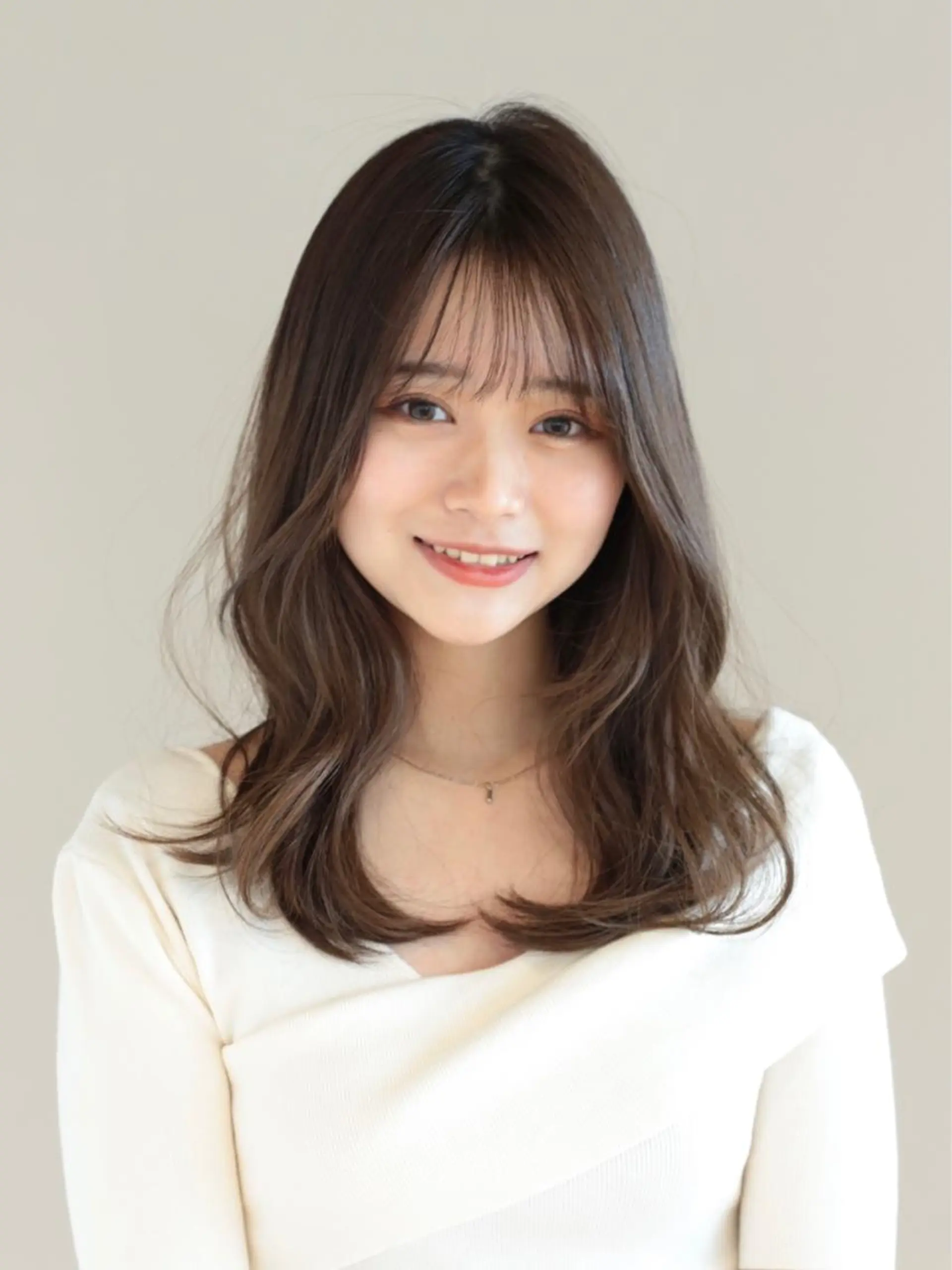 ミディアム カラー 佐藤 悠衣/透明感 カラー/似合わせ前髪のヘアスタイル