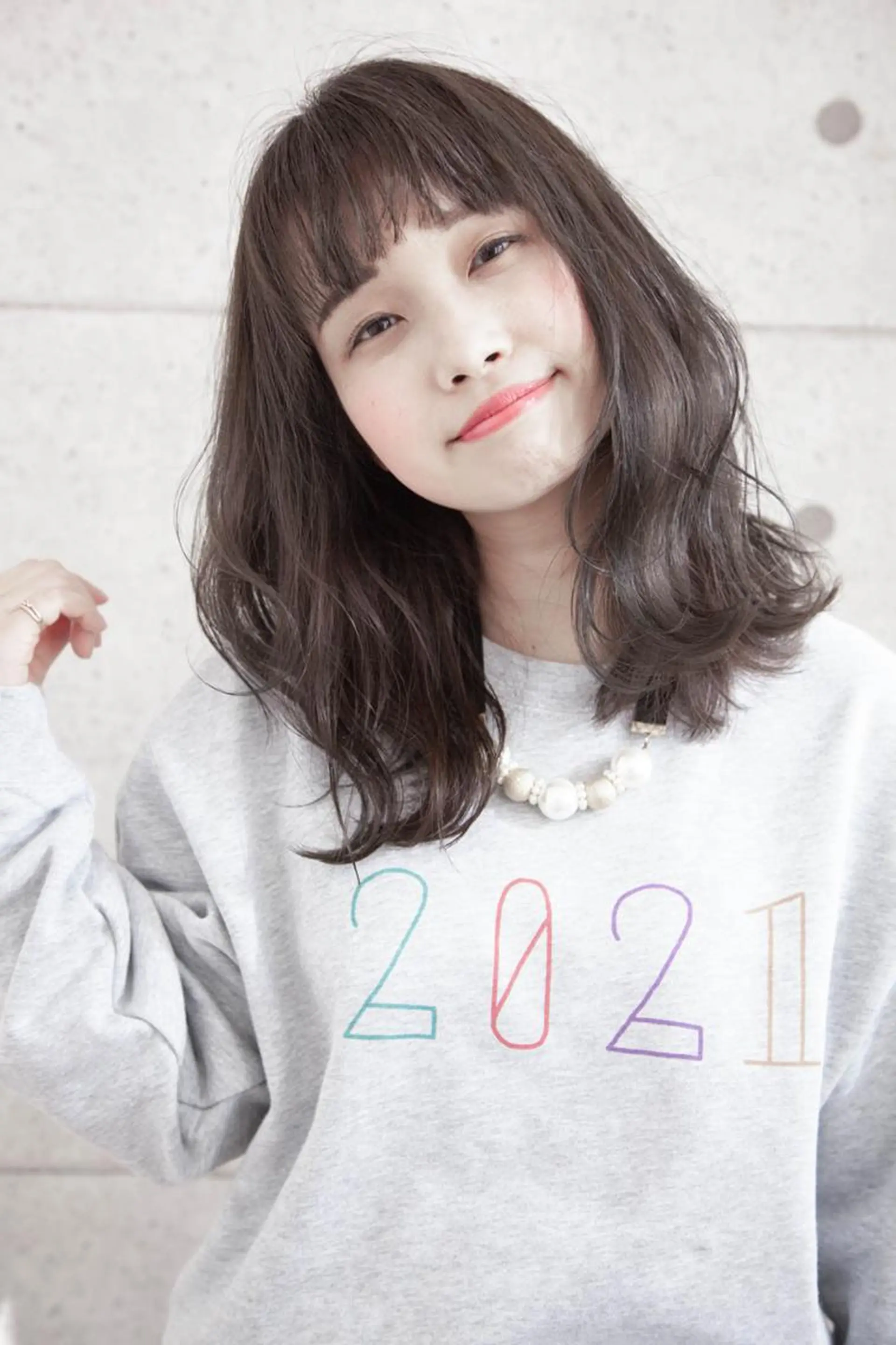 ミディアム PINO C-LOOP UNITED 横浜（ピノ シーループユナイテッド)所属・HITOMI .のヘアスタイル