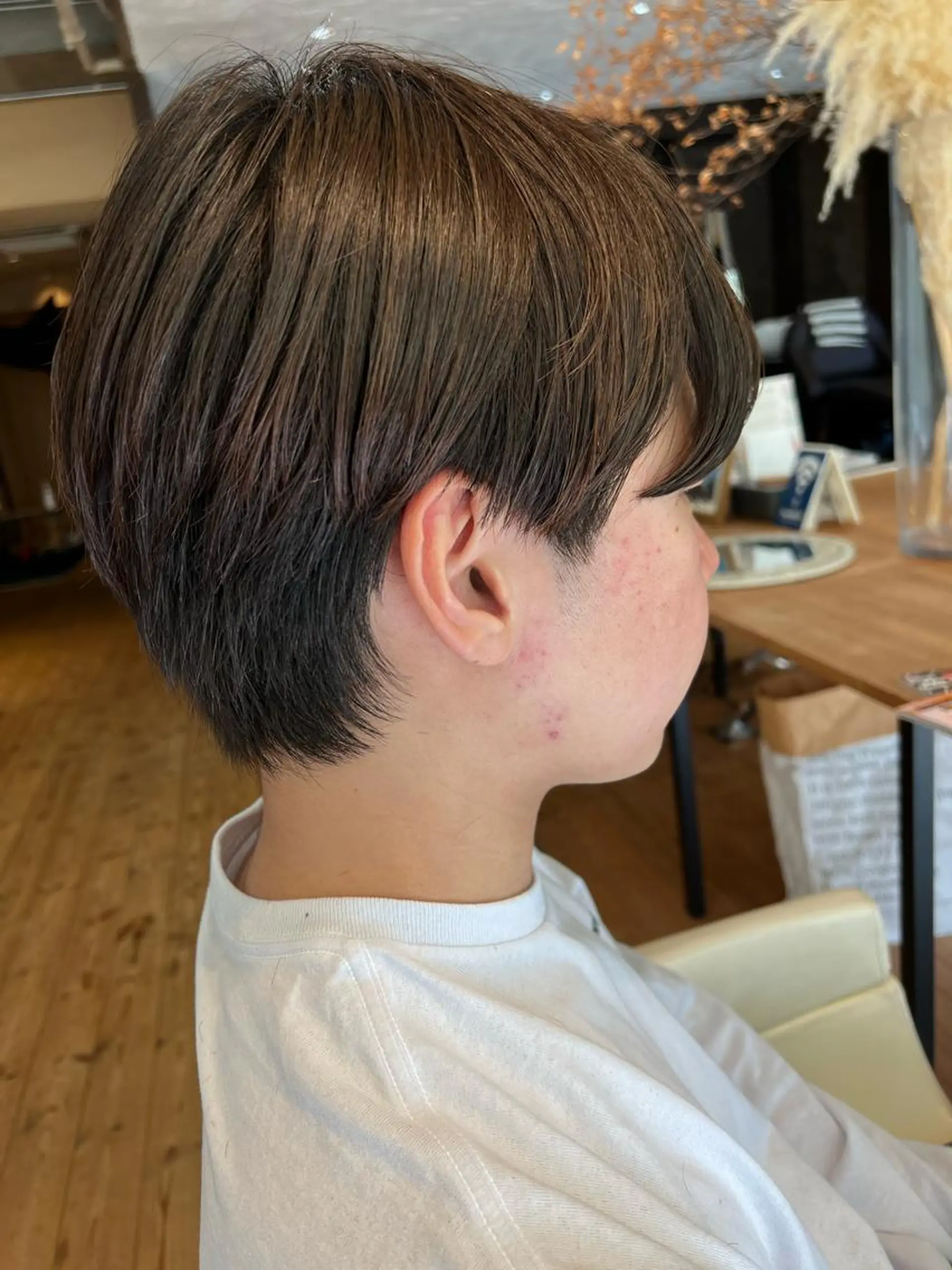 ショート メンズ カット 縮毛矯正 BEACH　HAIR&NAIL所属・両国駅徒歩1分⭐️ アイロン仕上げのヘアスタイル