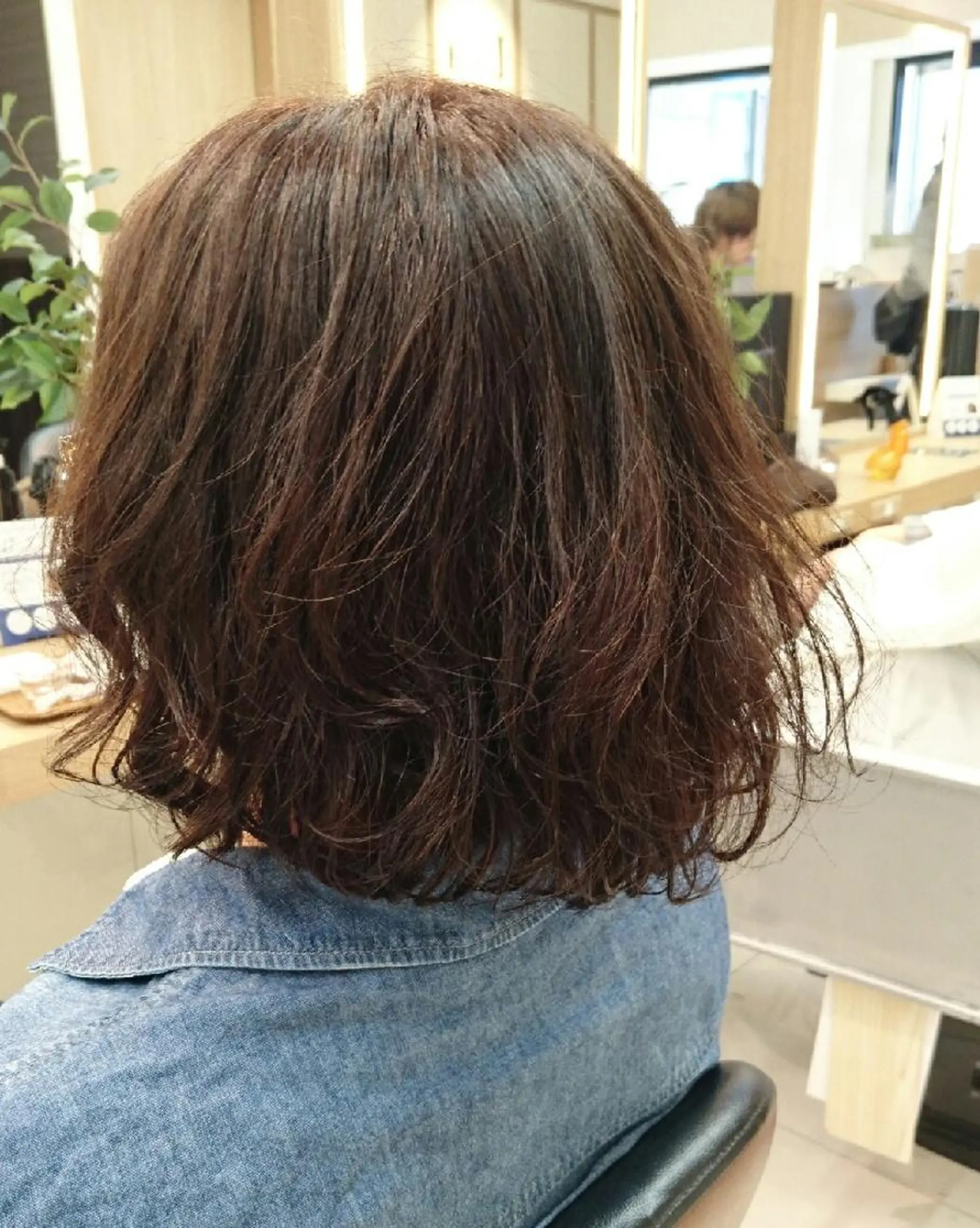 ショート カラー パーマ 透明感ハイライト◎ 伊藤夏海のヘアスタイル