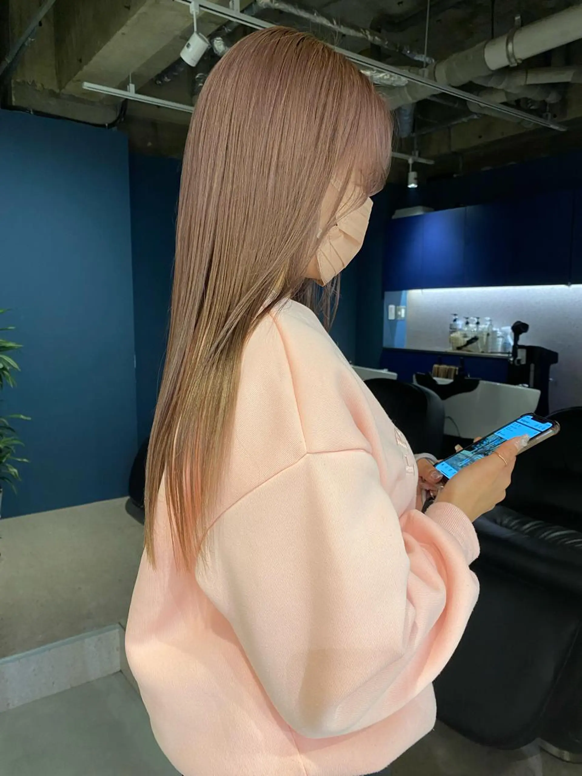 ミディアム カラー ハイトーン/ ボブ 中村麟のヘアスタイル