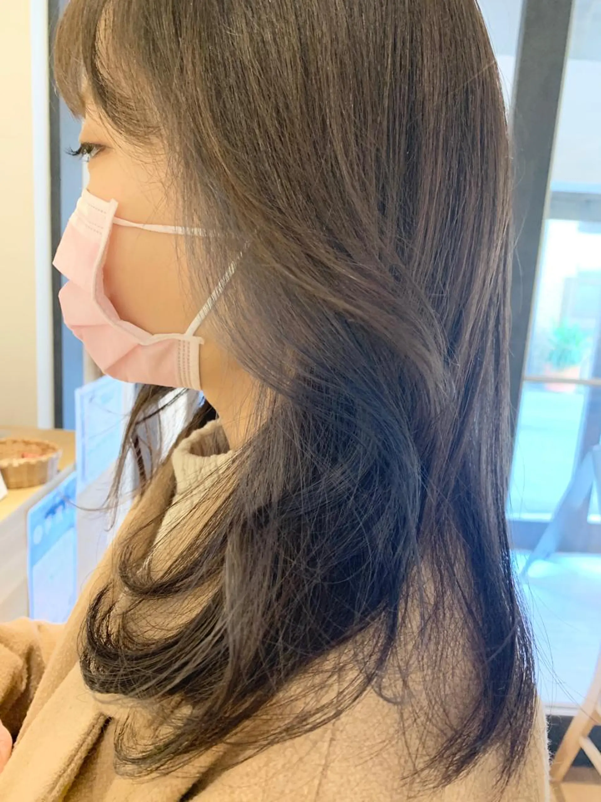 ミディアム カット ヘアカラー ＮＥＷＩ　京橋 【yoko】のヘアスタイル