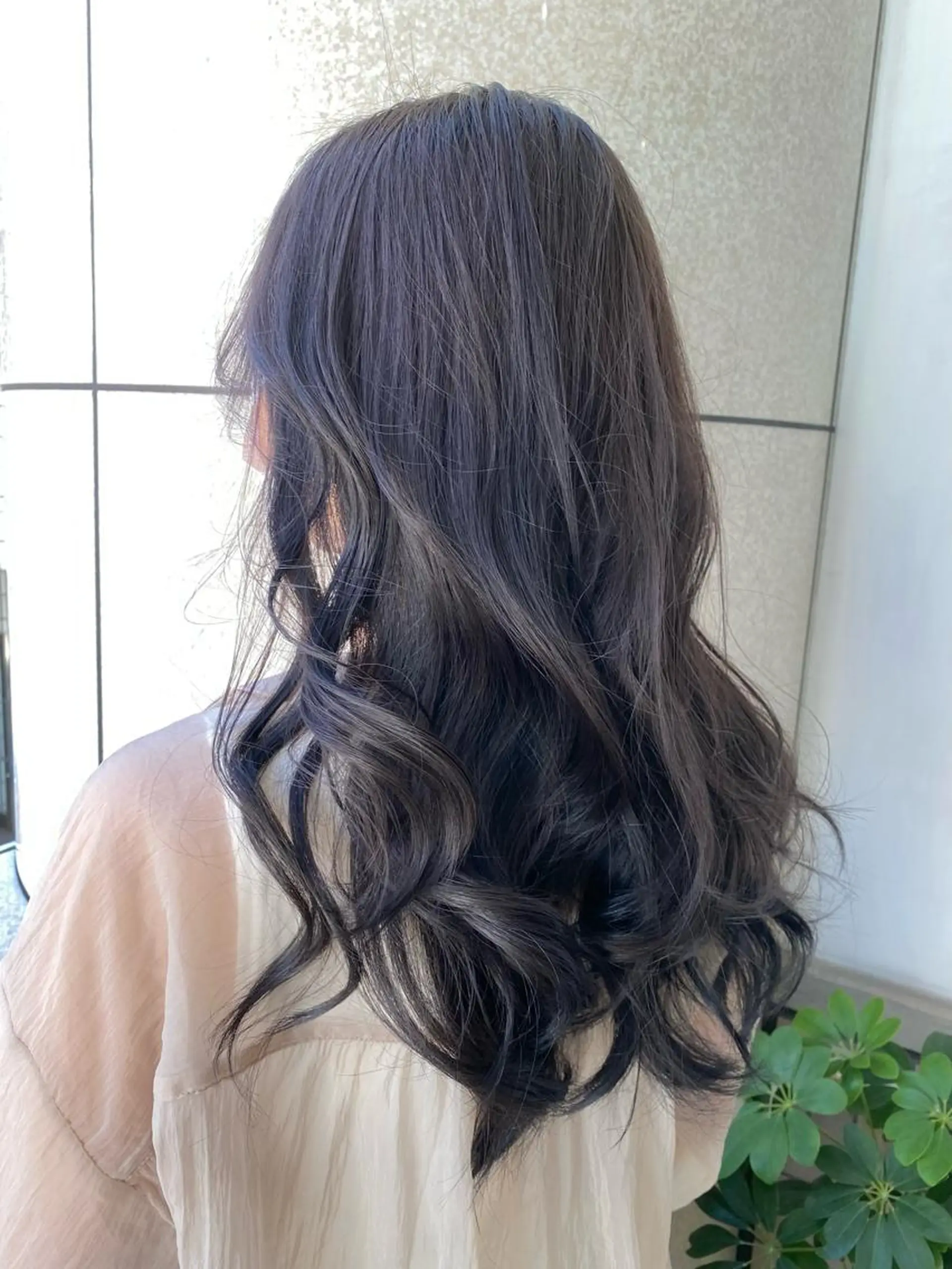 ロング カラー ブルーカラー ブルージュ 髪質改善 ロング トリートメント 統括マネージャー/ 髪のドクター/前原悟のヘアスタイル