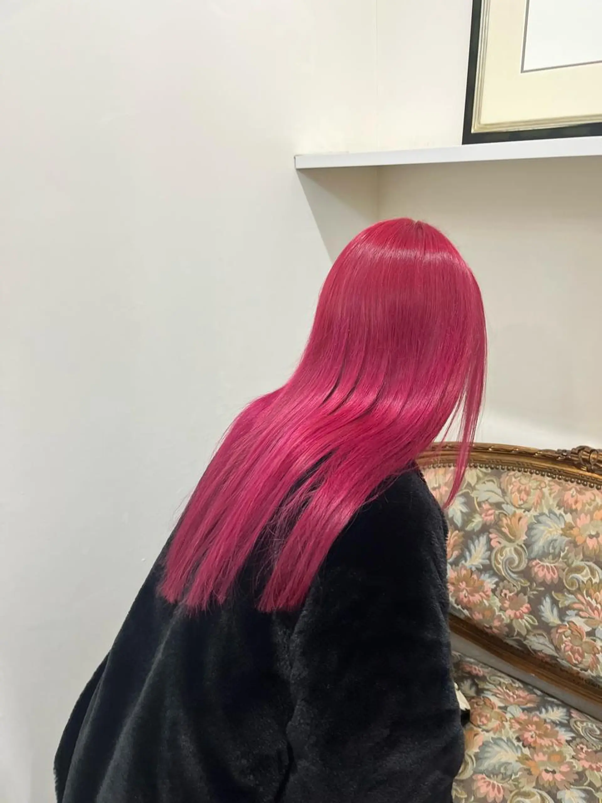 カラー 犬塚 梨花のヘアスタイル