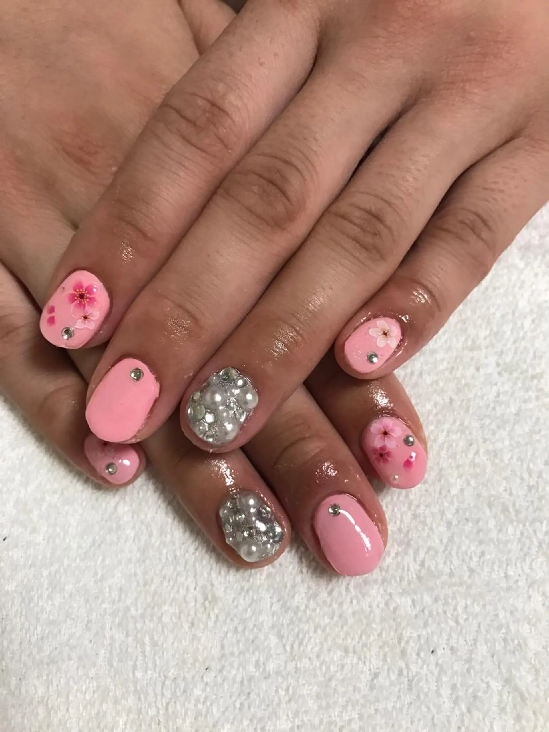 ネイル LOVEnail tomoのネイルデザイン