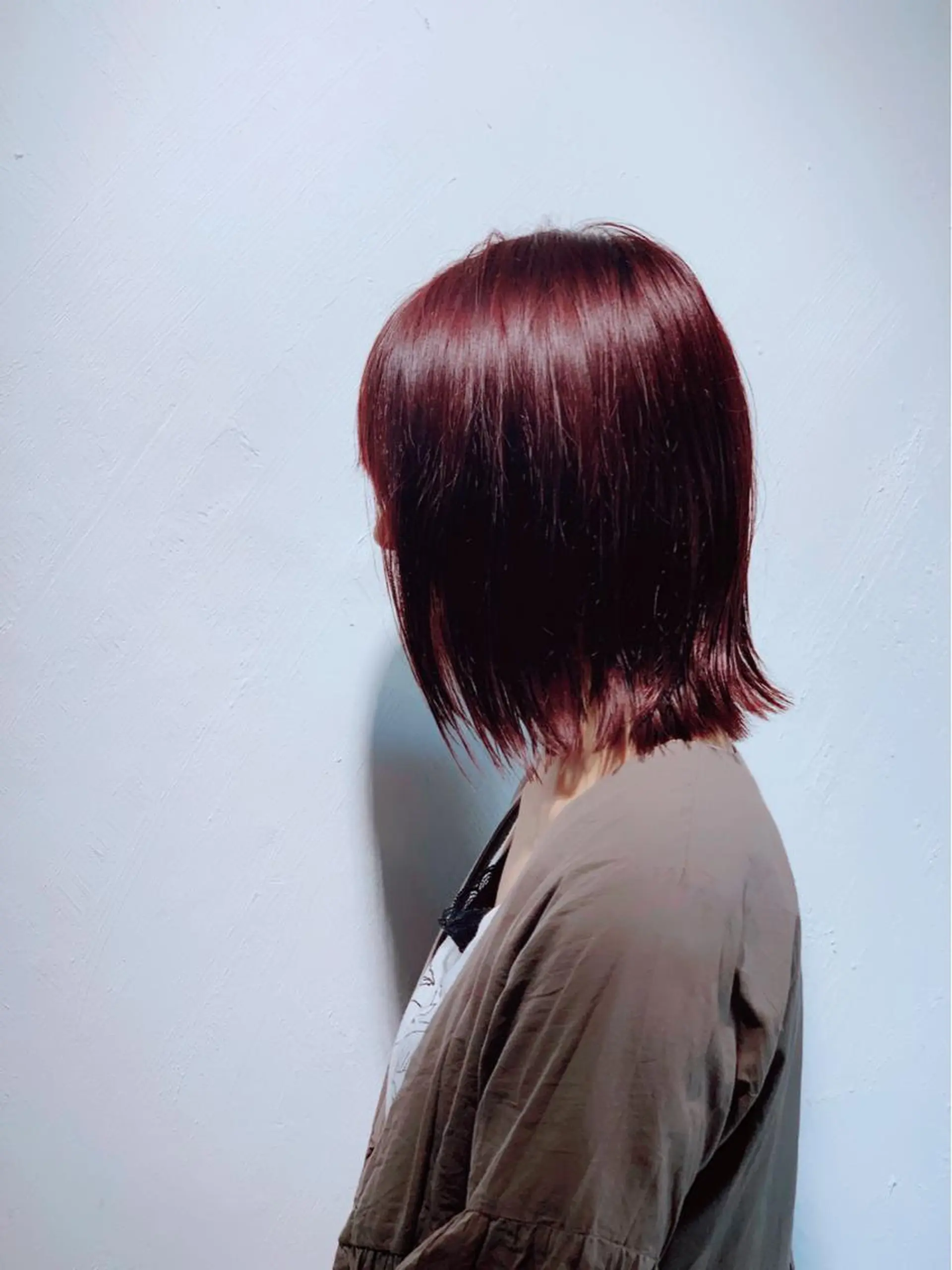 ミディアム カラー イルミナカラー ヘアカラー ヤノ ナオミのヘアスタイル